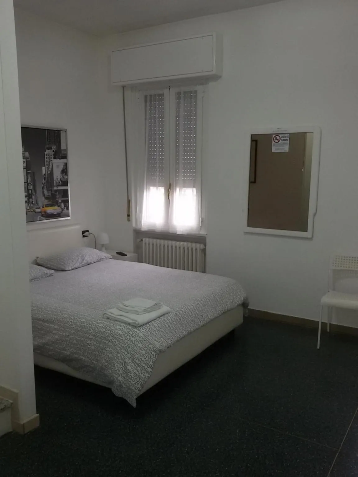 Bedroom, Bed in Ciro BED AND BREAKFAST la villetta