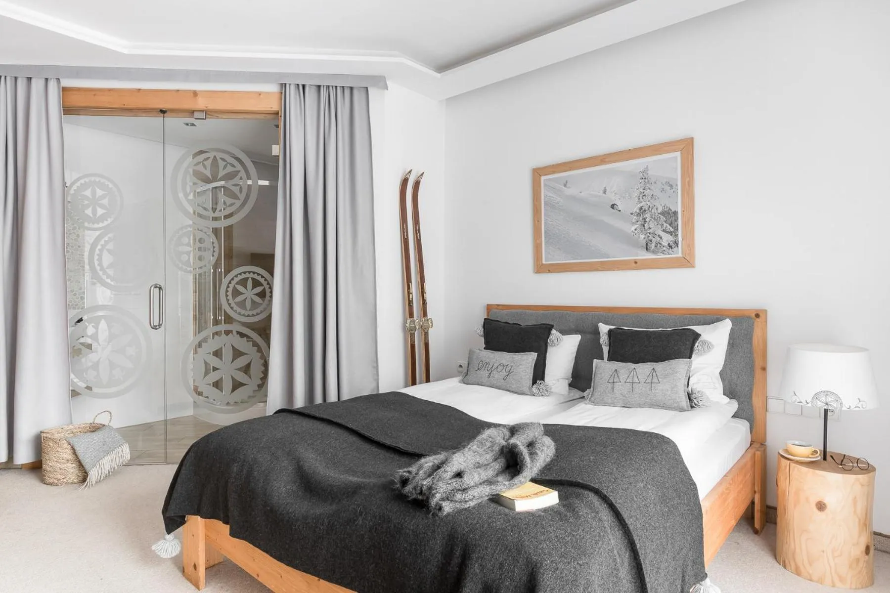 Bed in Villa 11 Folk & Design