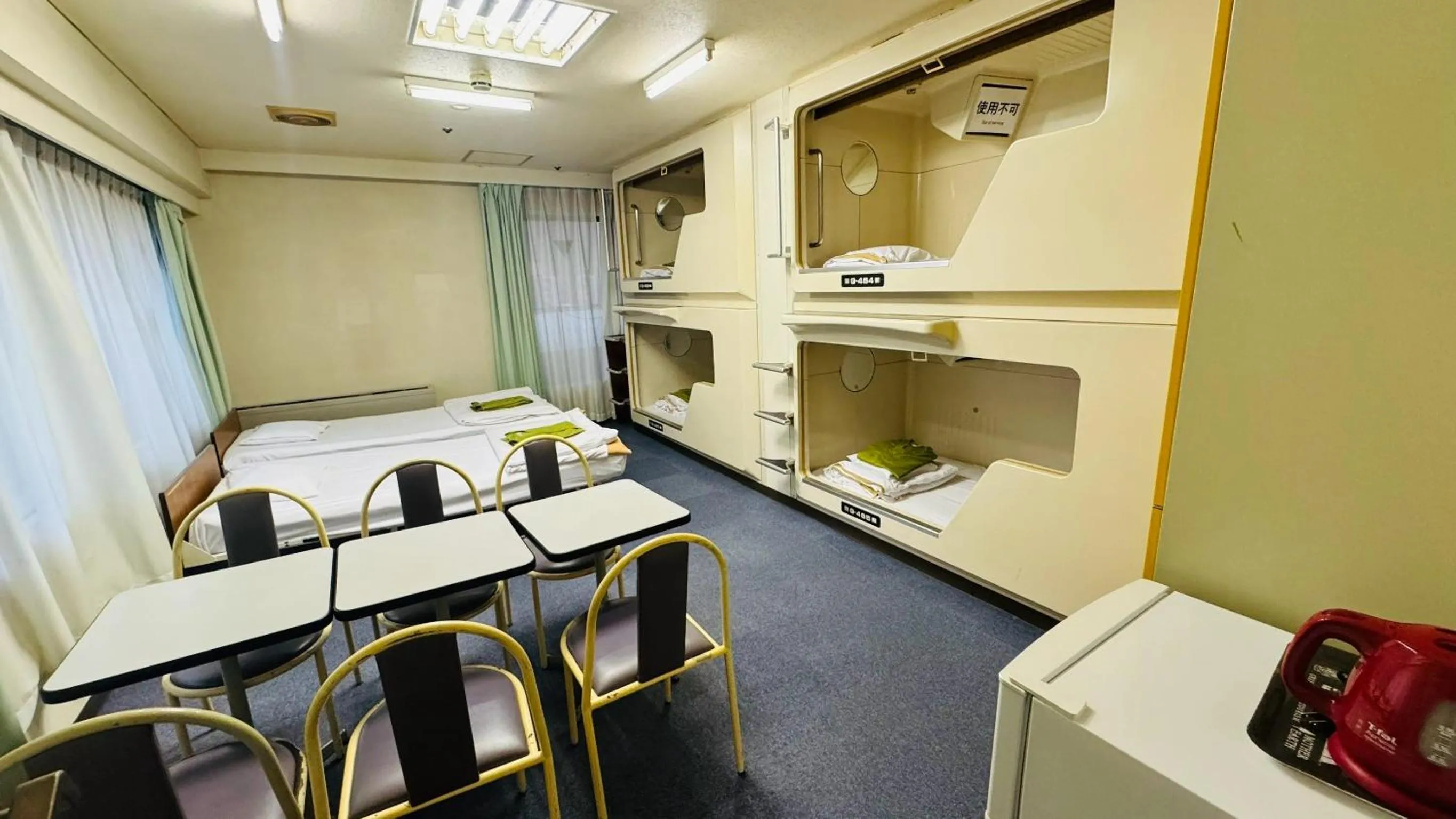 Bed in Capsule Hotel Asahi Plaza Shinsaibashi - Men's Only