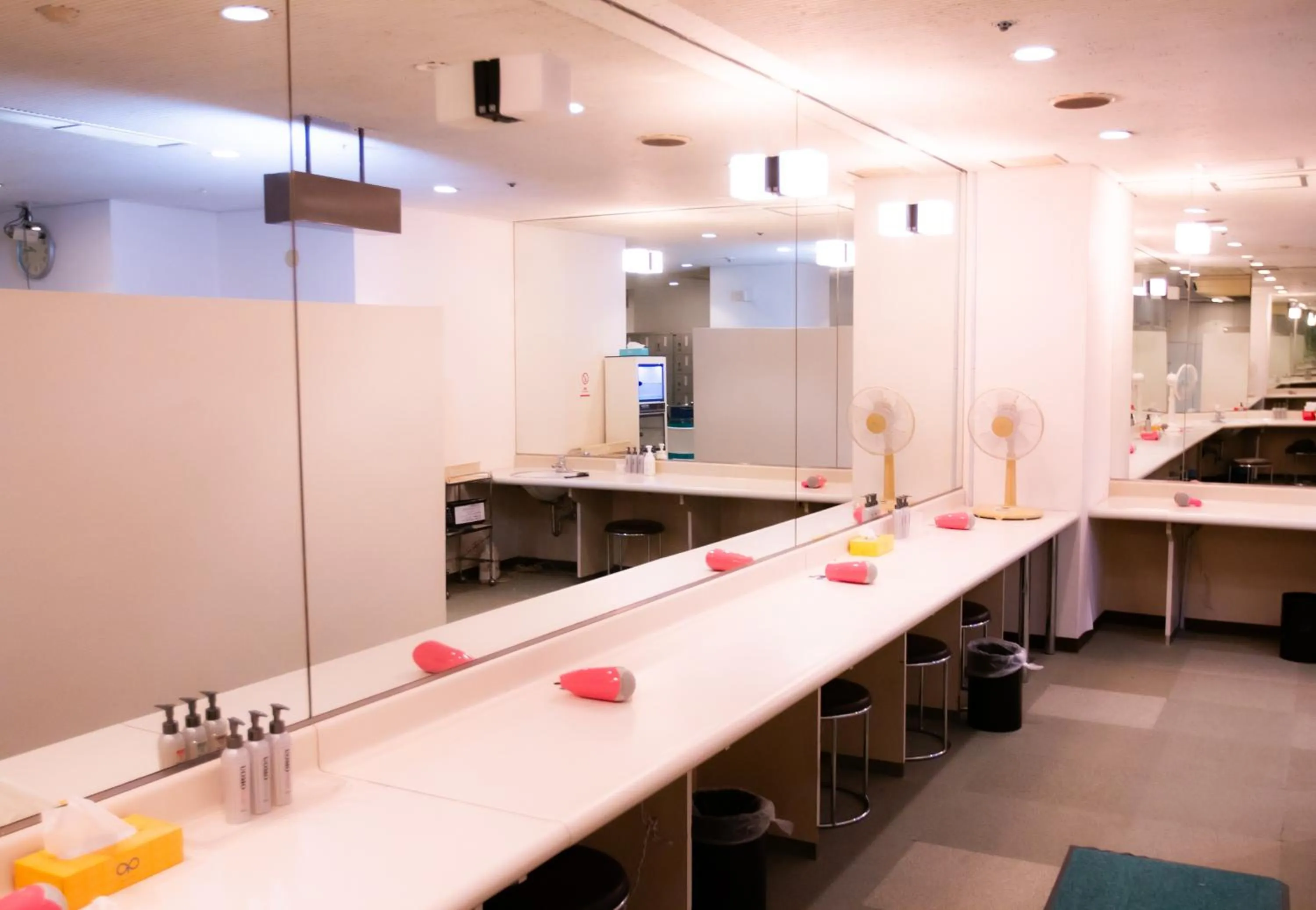 Bathroom in Capsule Hotel Asahi Plaza Shinsaibashi - Men's Only