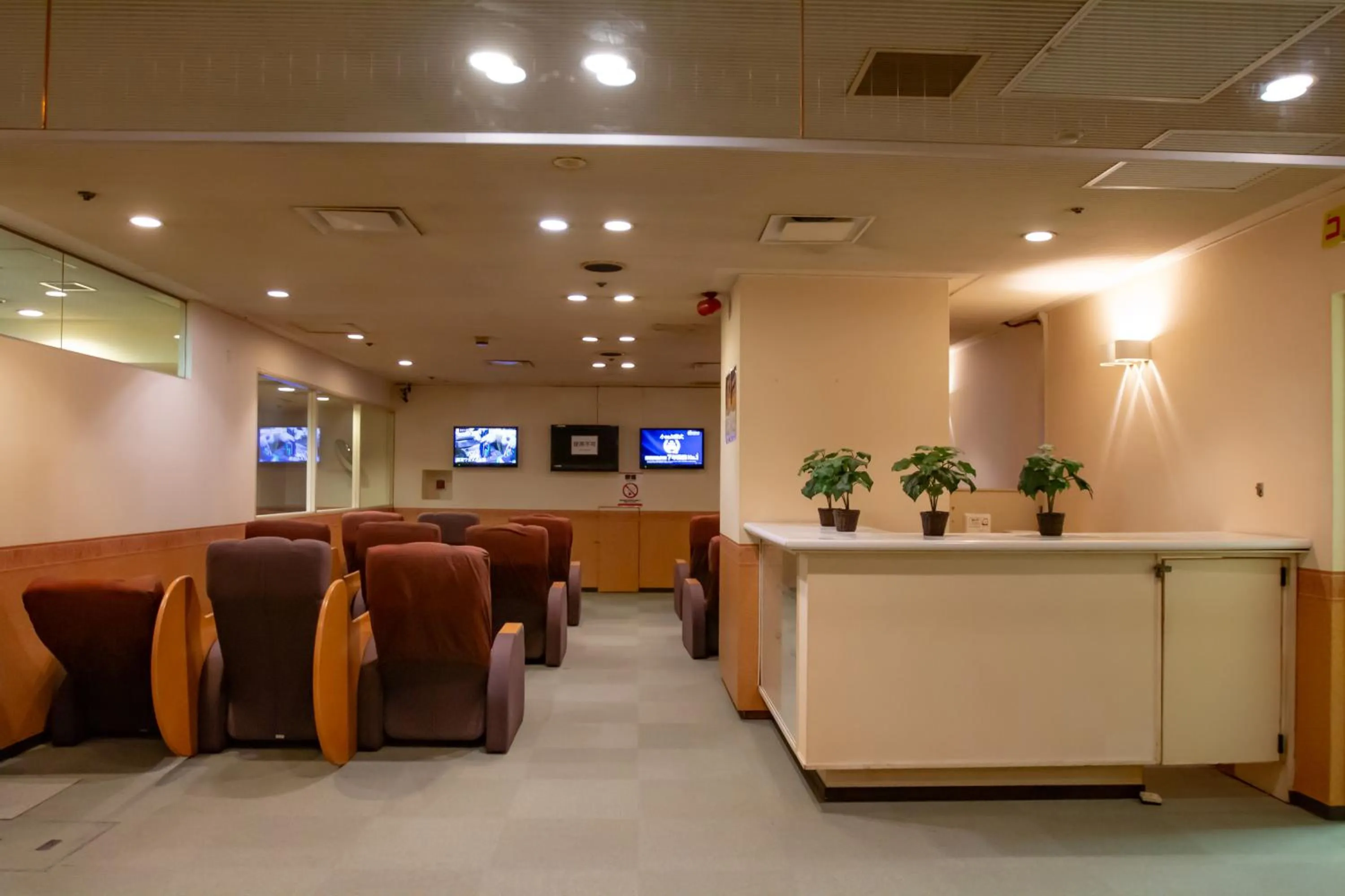 Capsule Hotel Asahi Plaza Shinsaibashi - Men's Only