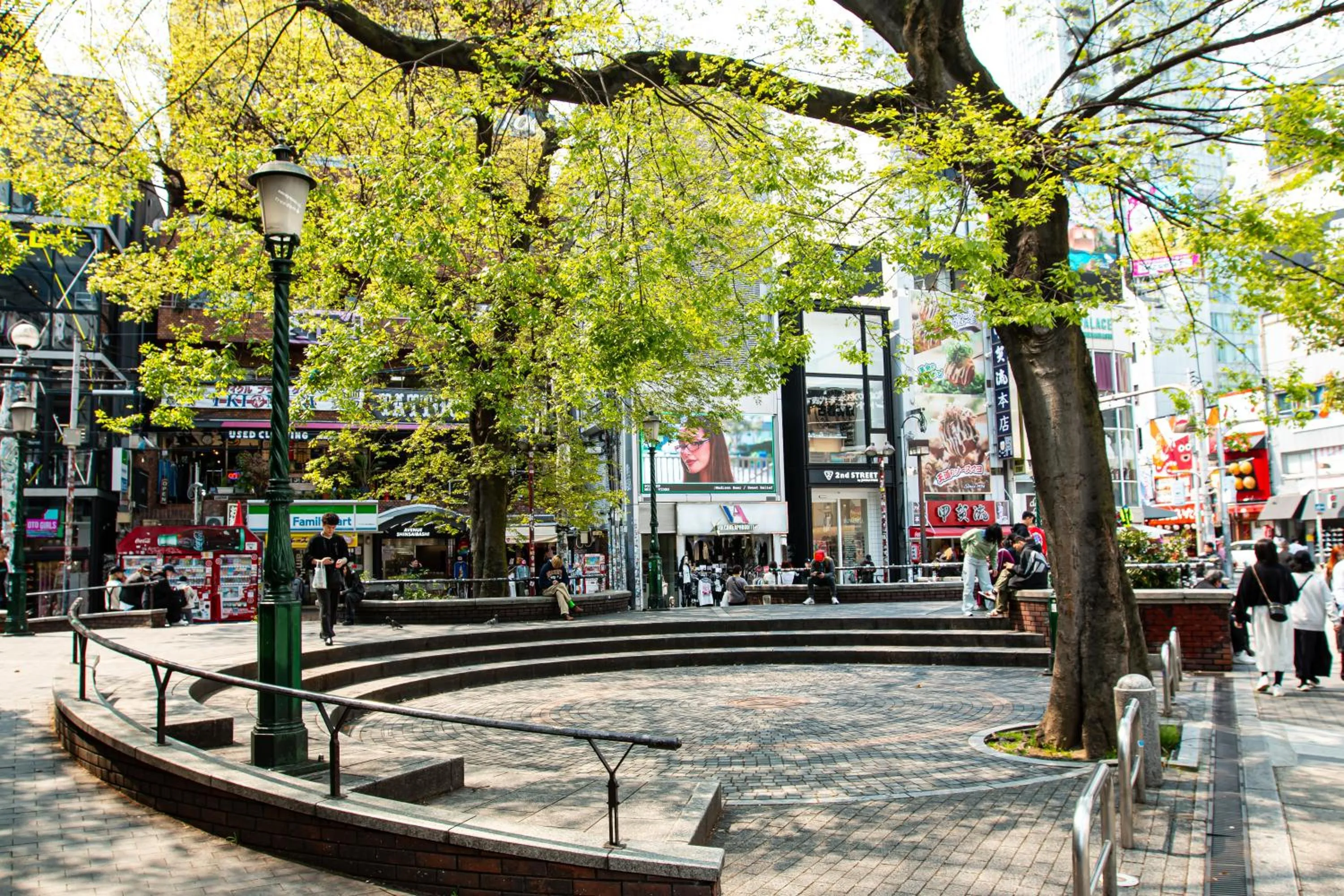 Capsule Hotel Asahi Plaza Shinsaibashi - Men's Only