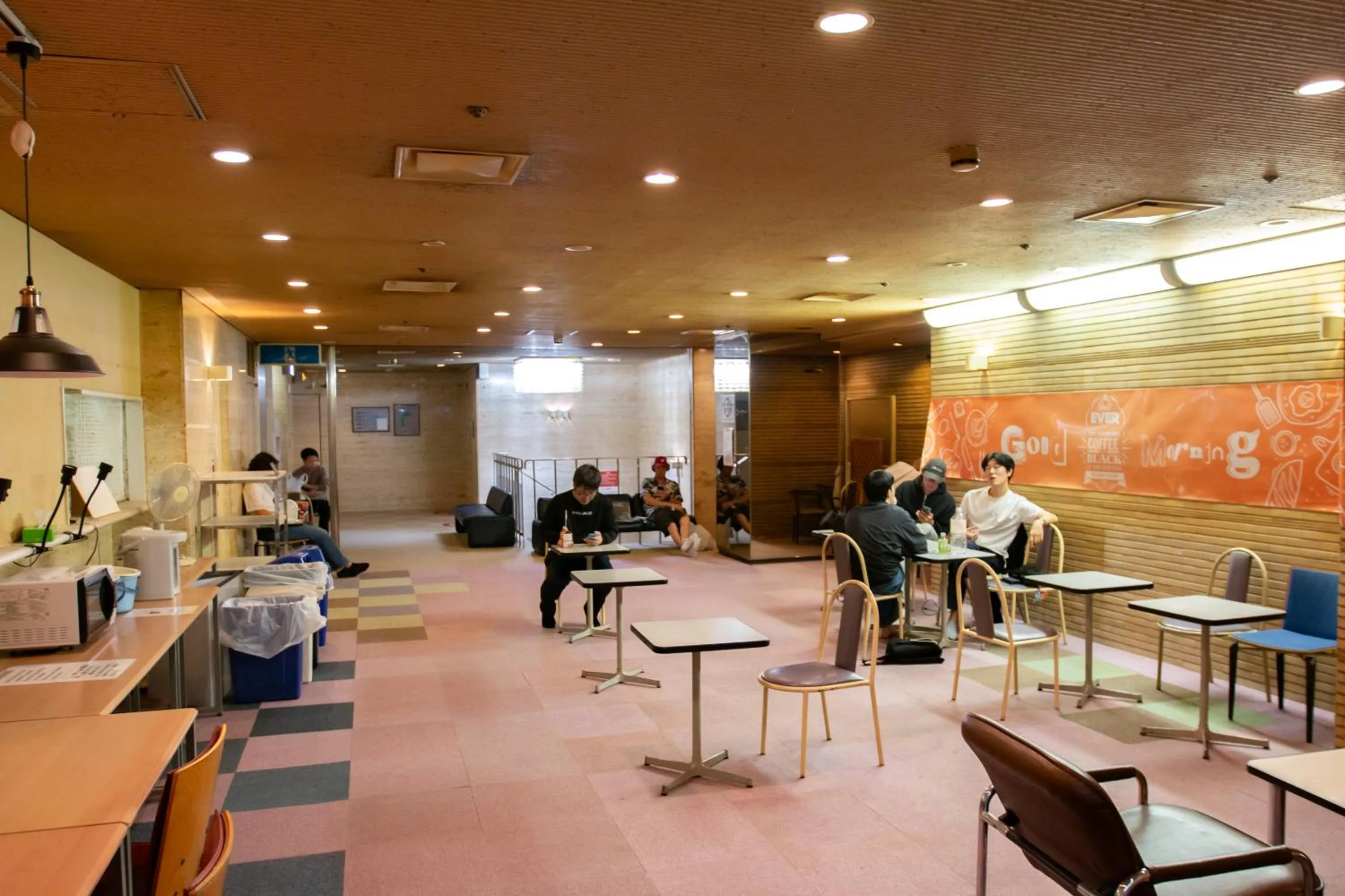 Capsule Hotel Asahi Plaza Shinsaibashi - Men's Only