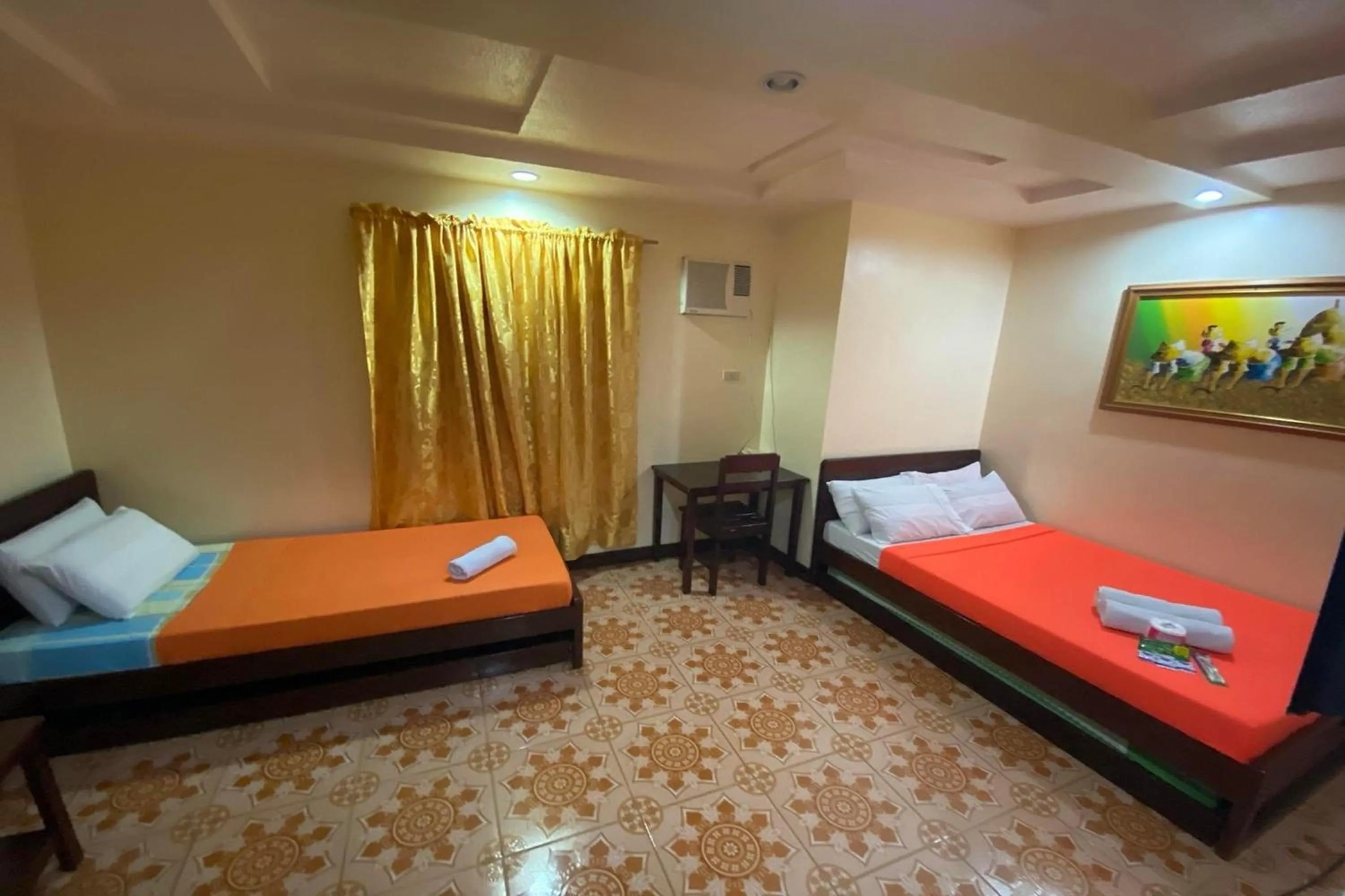 Bedroom, Bed in Voyagers Palace