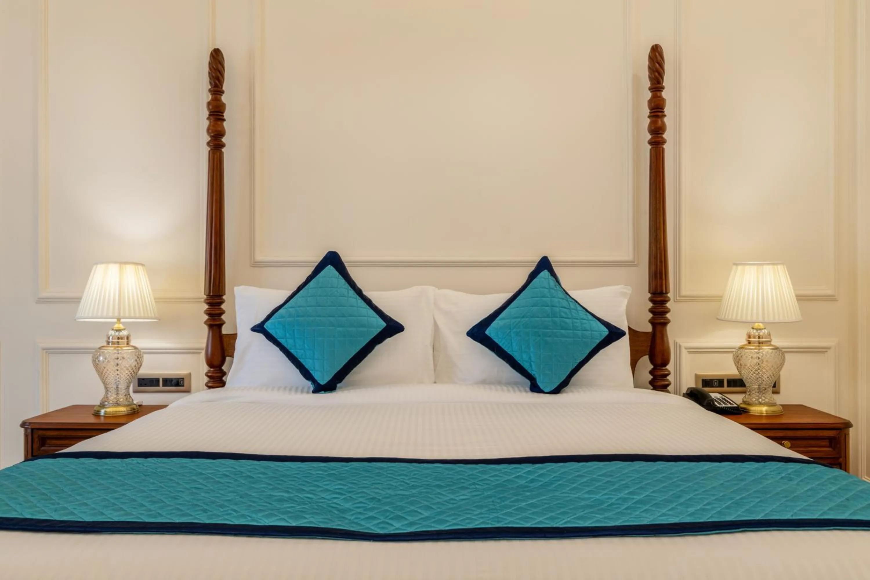 Bedroom, Bed in Brij Castle