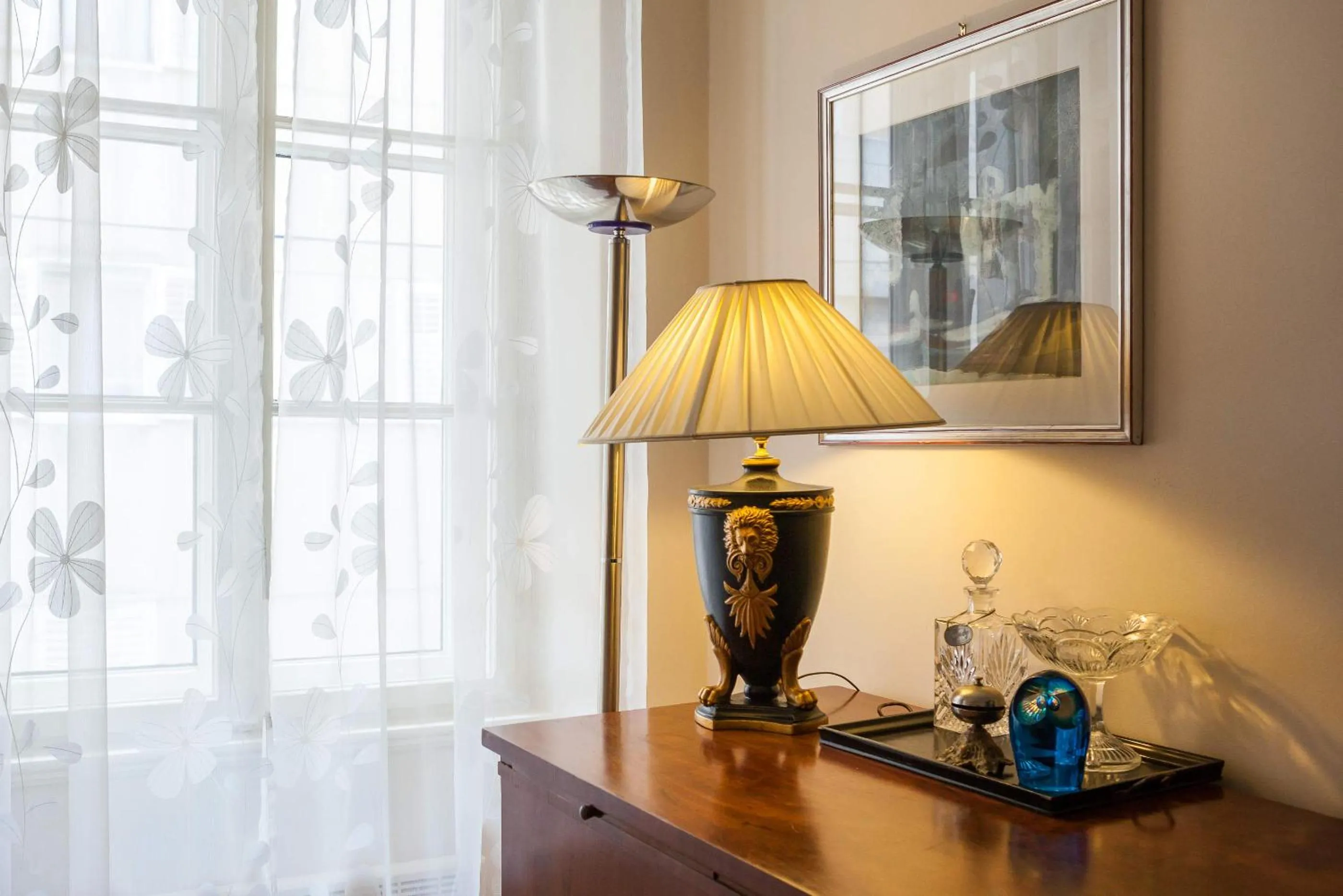 Decorative detail in Klarina Apartments