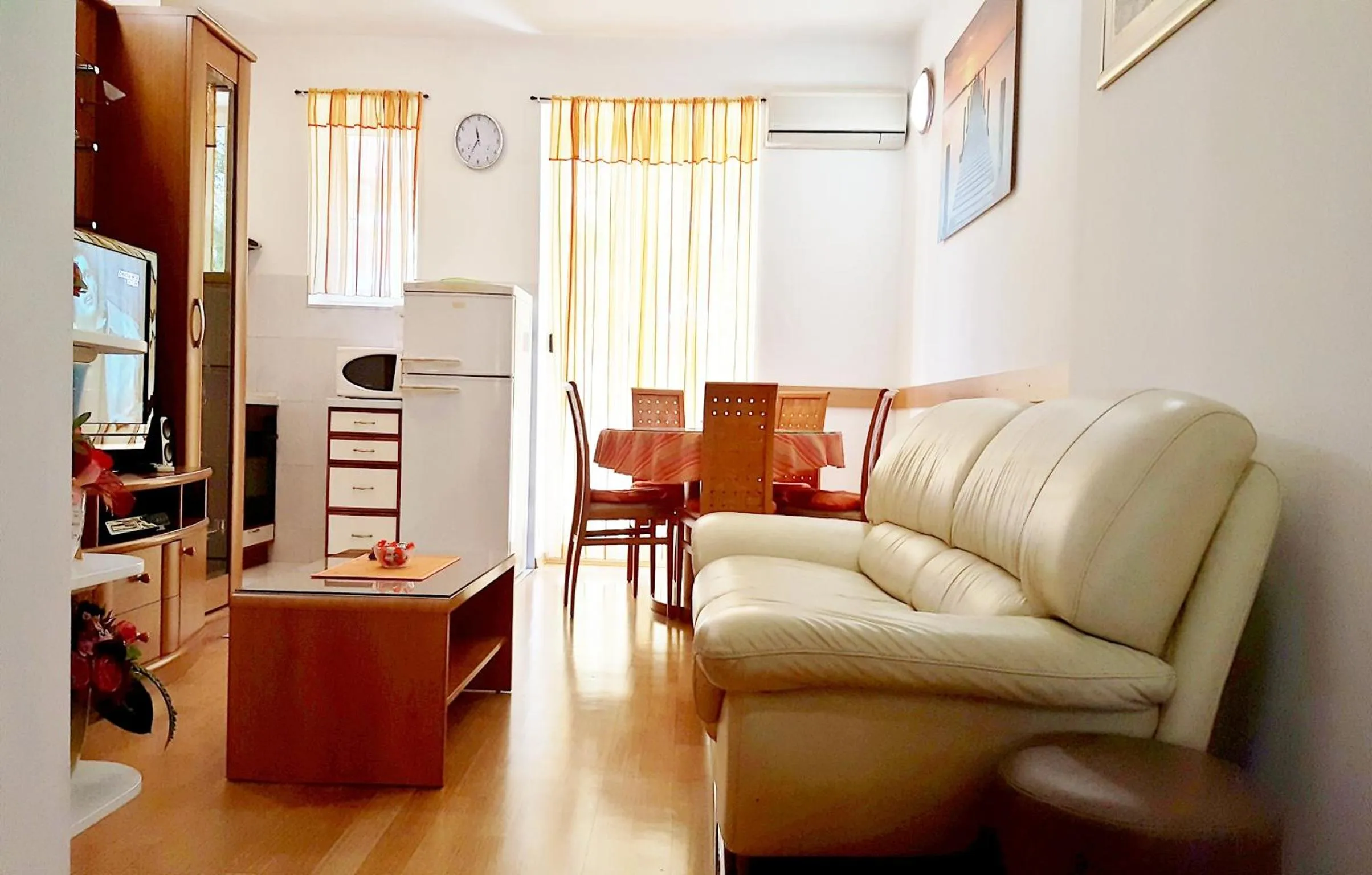 Kitchen or kitchenette in Klarina Apartments