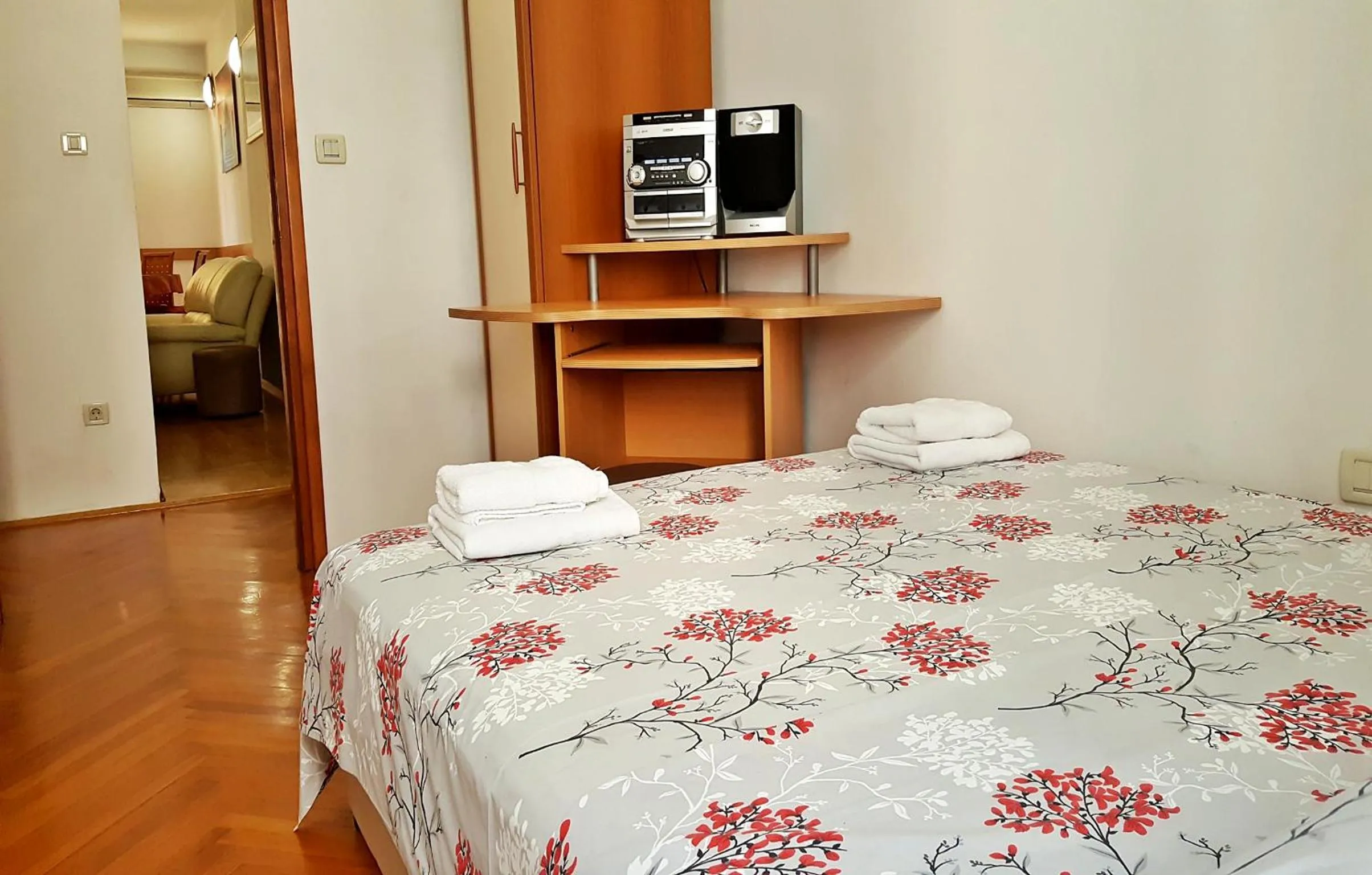 Bed in Klarina Apartments