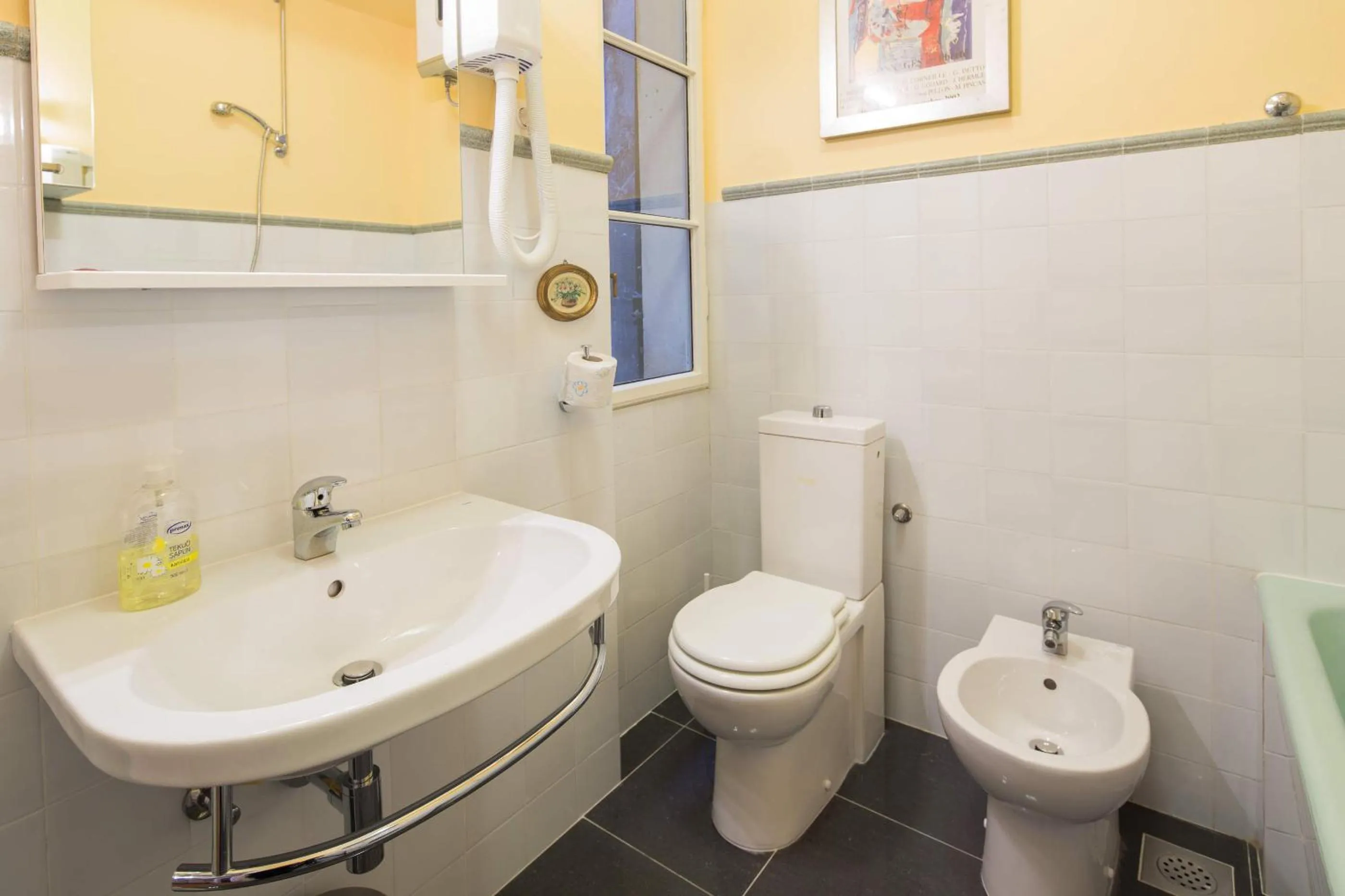 Bathroom in Klarina Apartments