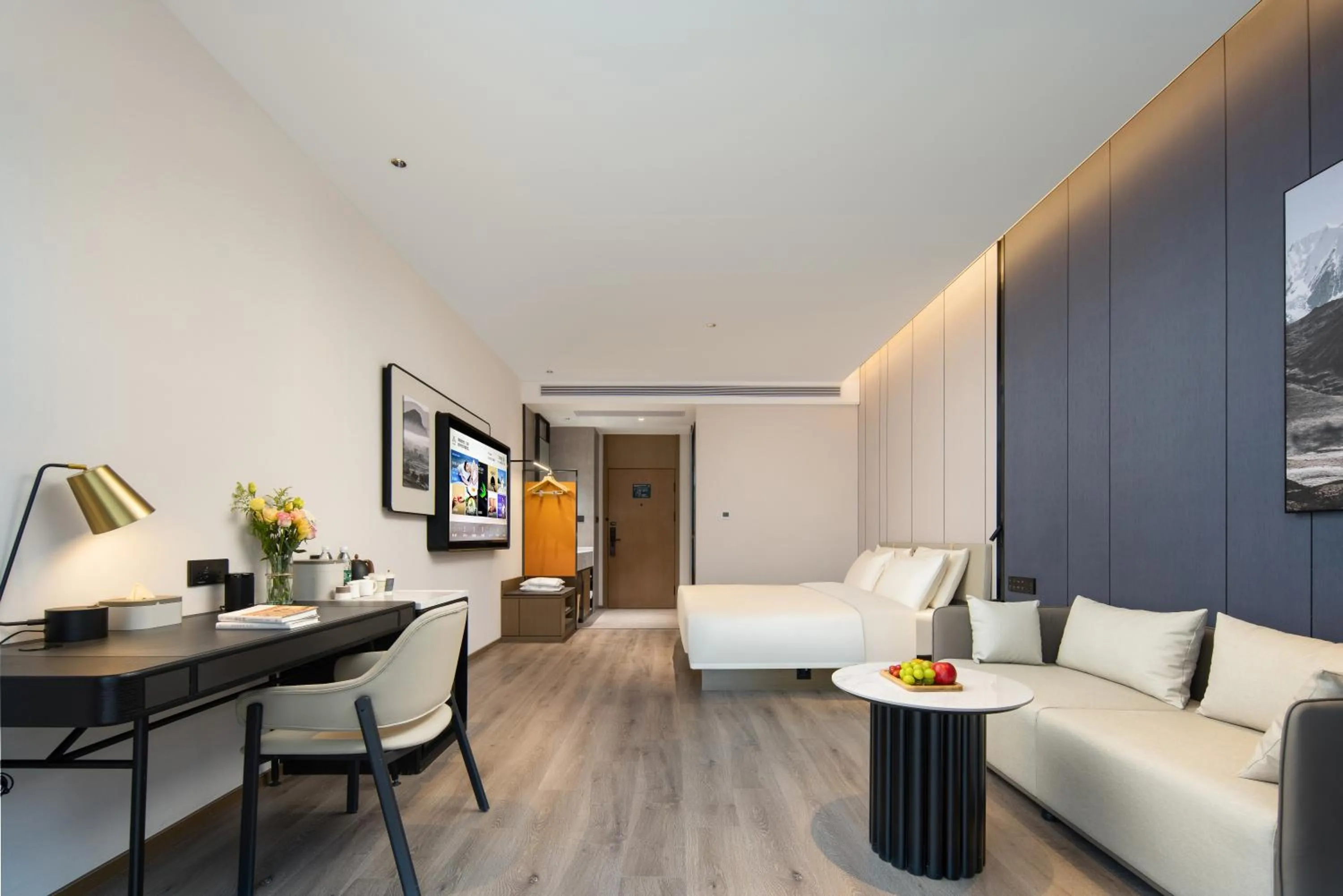 Atour Hotel Hefei Binhu Yungu Financial City