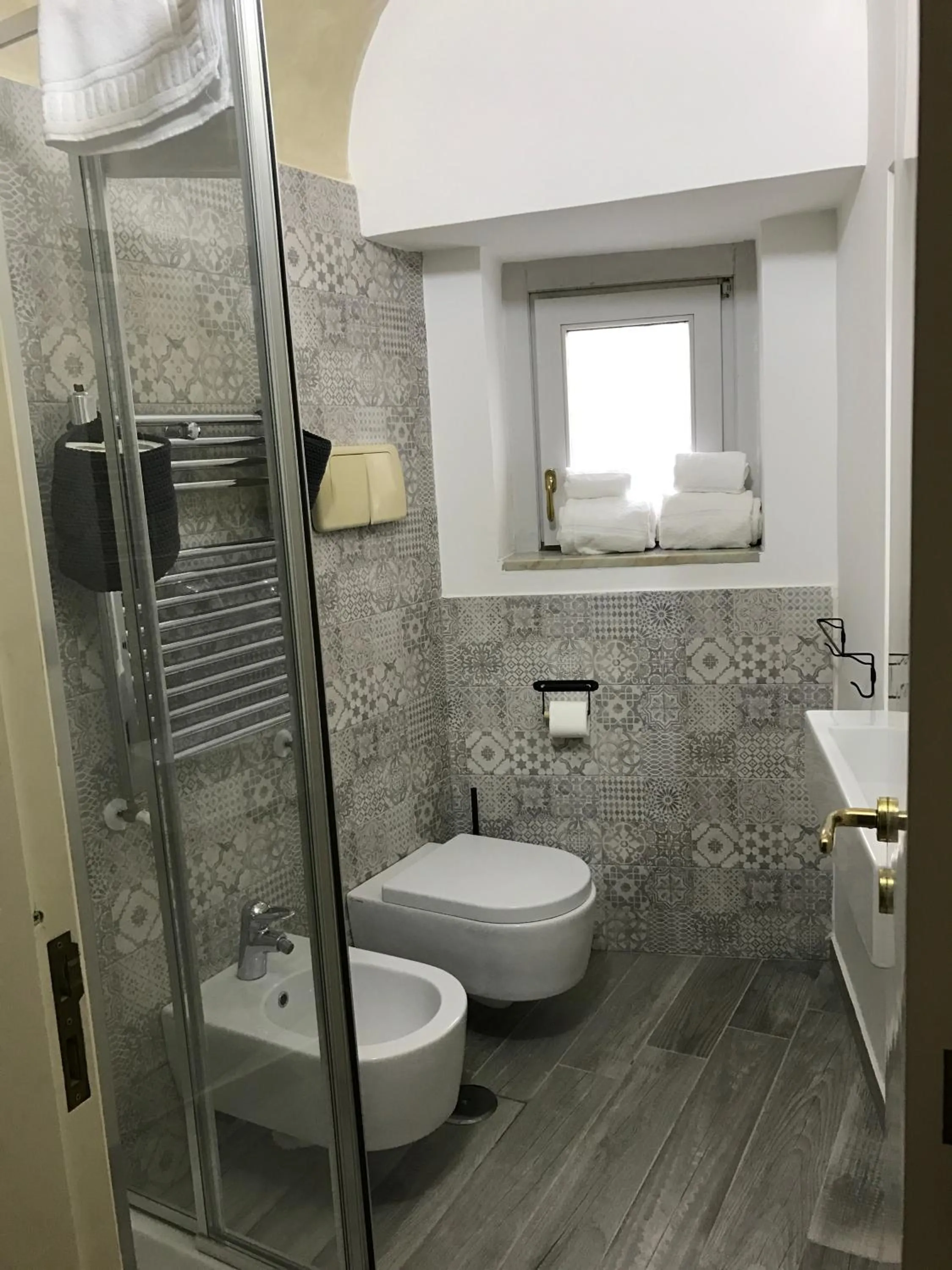 Bathroom in Petros rooms&apartments