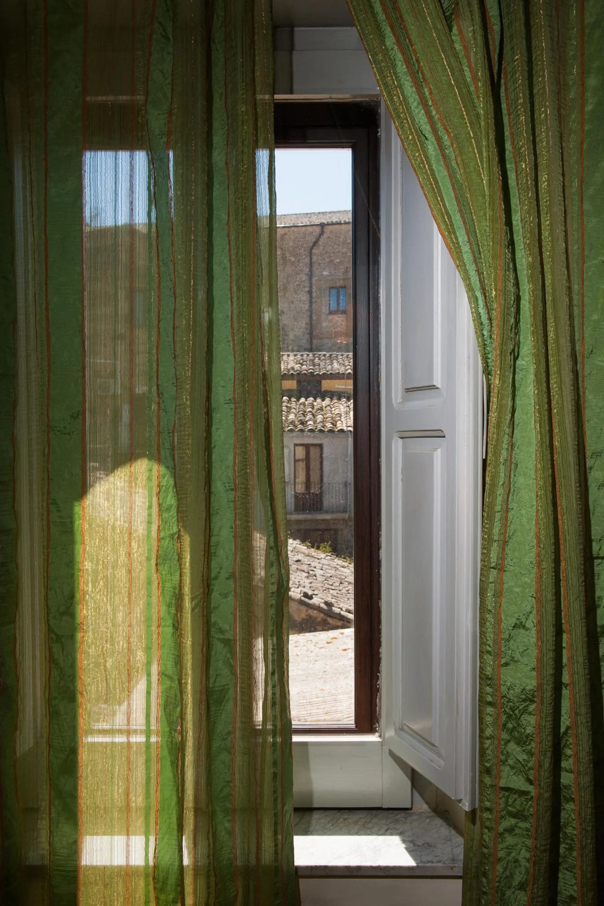 City view in Umberto 33