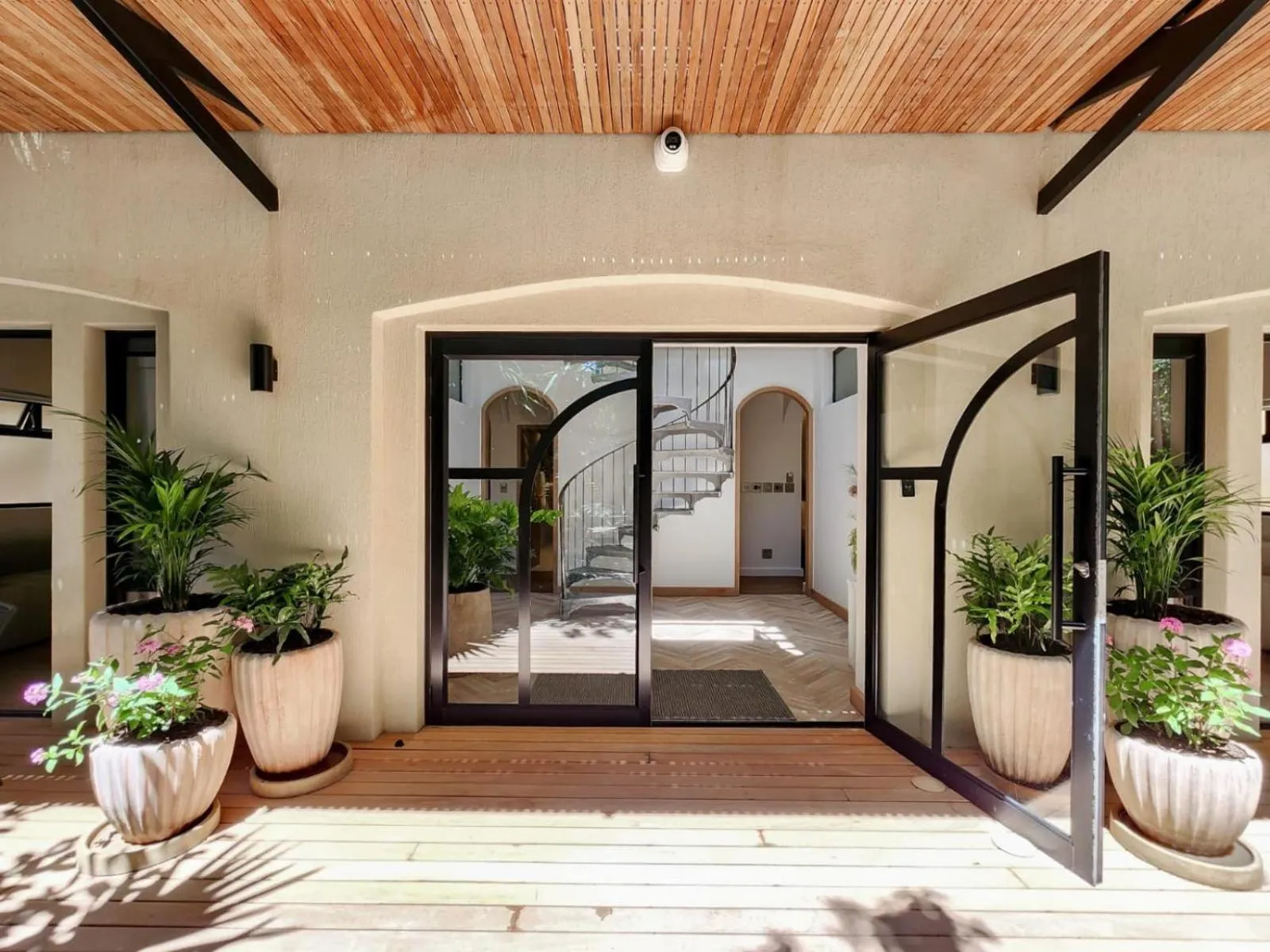 Facade/entrance, Bed in Botany House Boutique Retreat