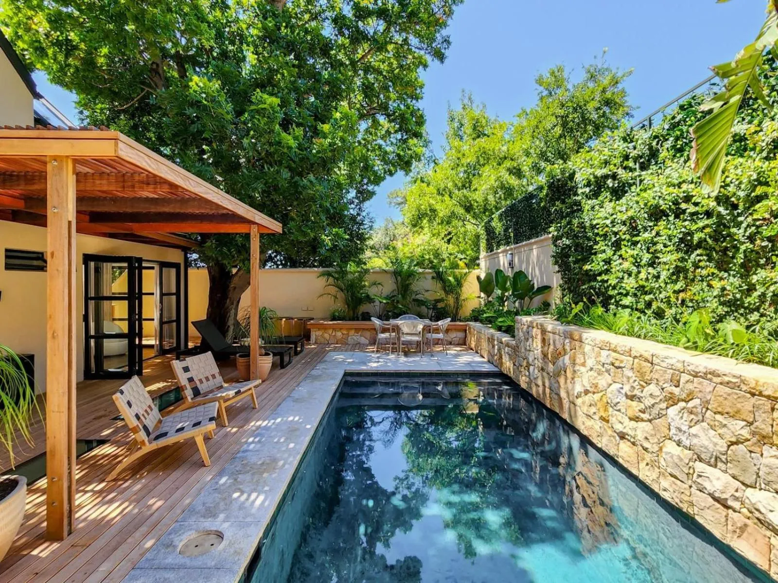 Property building in Botany House Boutique Retreat