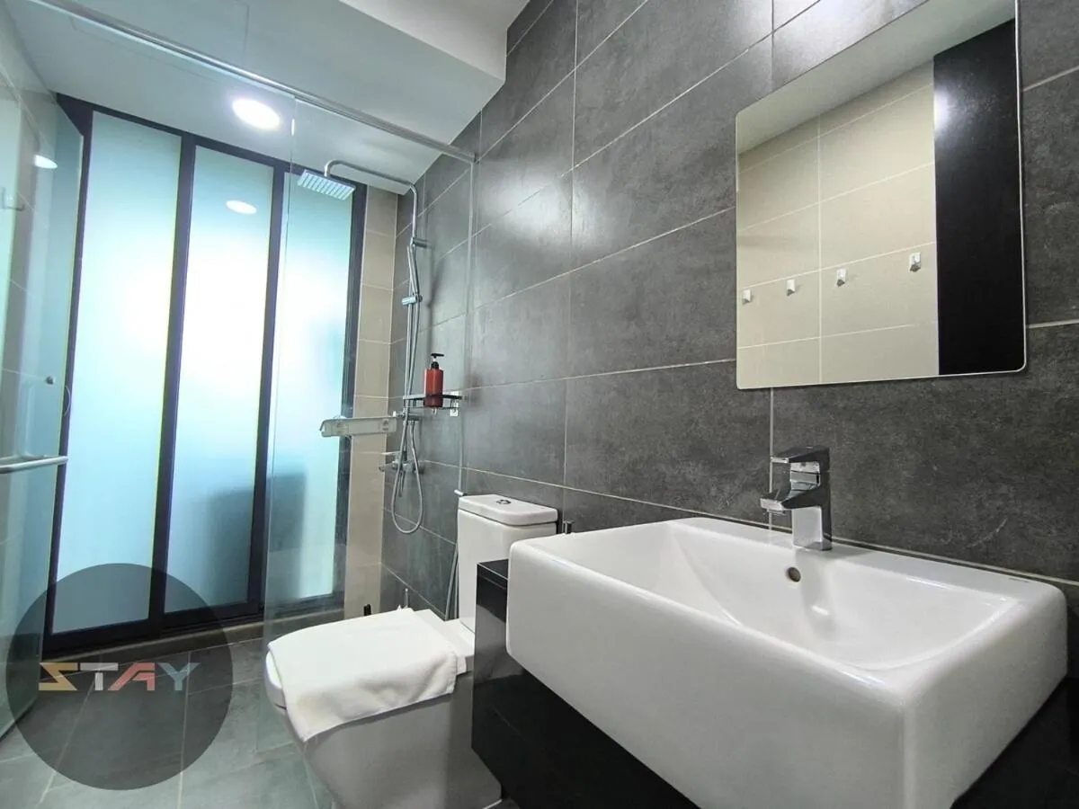 Almas Couple Urban Retreat Puteri Harbour BySTAY