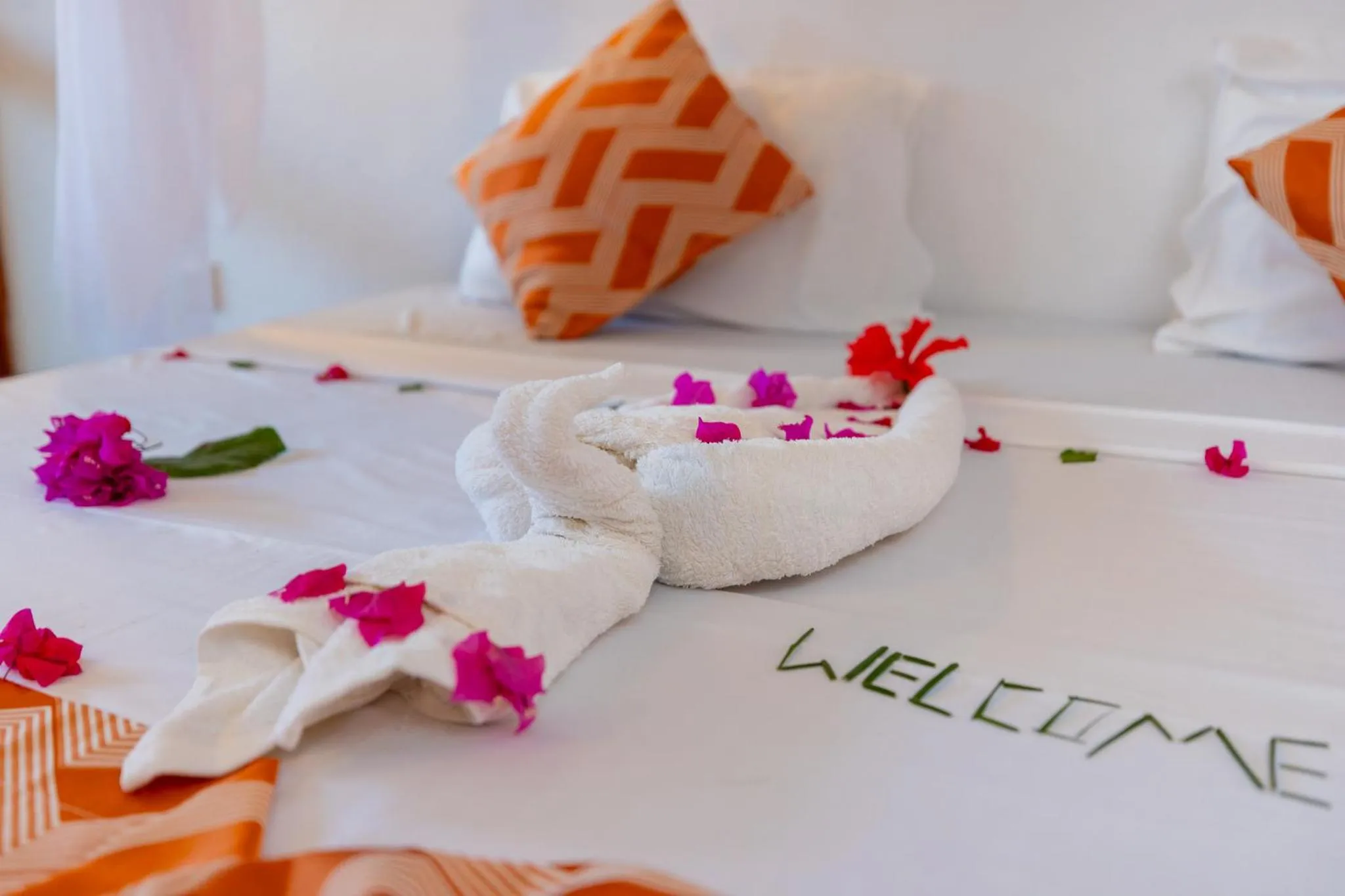 Bed in Silver Rock Boutique Resort by Mokawa - Hotel & Apartments