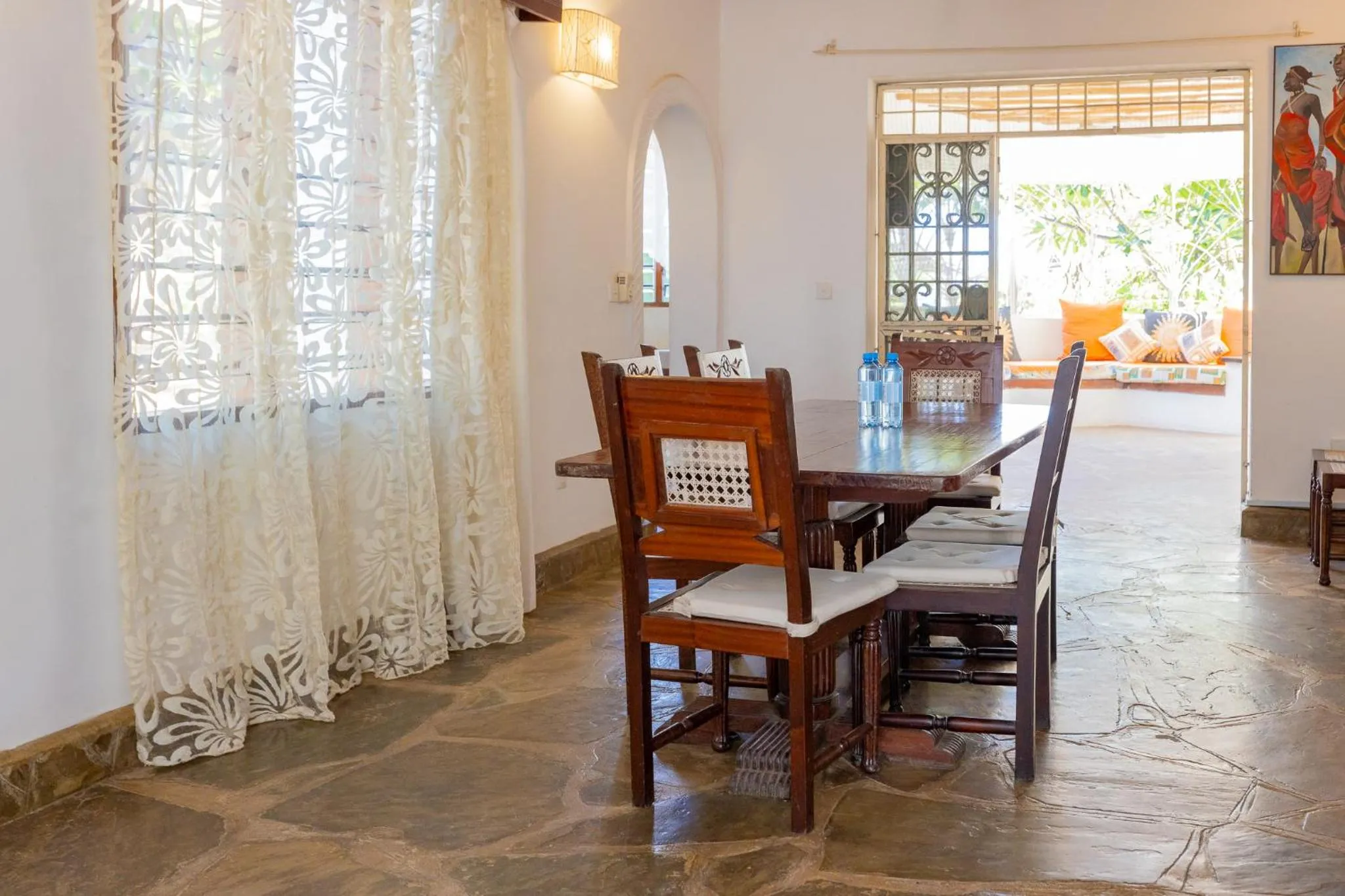 Dining area in Silver Rock Boutique Resort by Mokawa - Hotel & Apartments