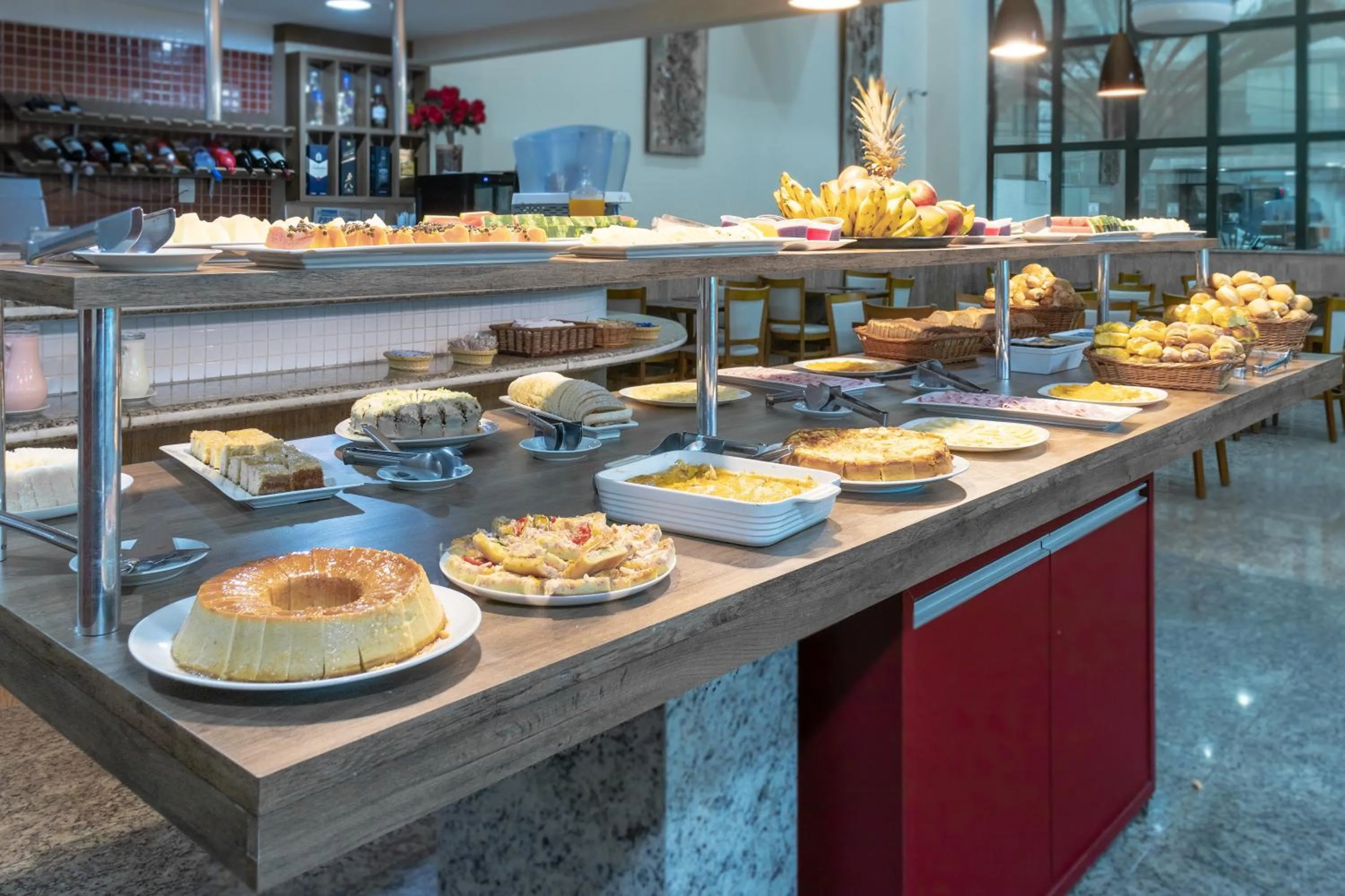 Breakfast in Mediterrane Hotel by Castelo Itaipava