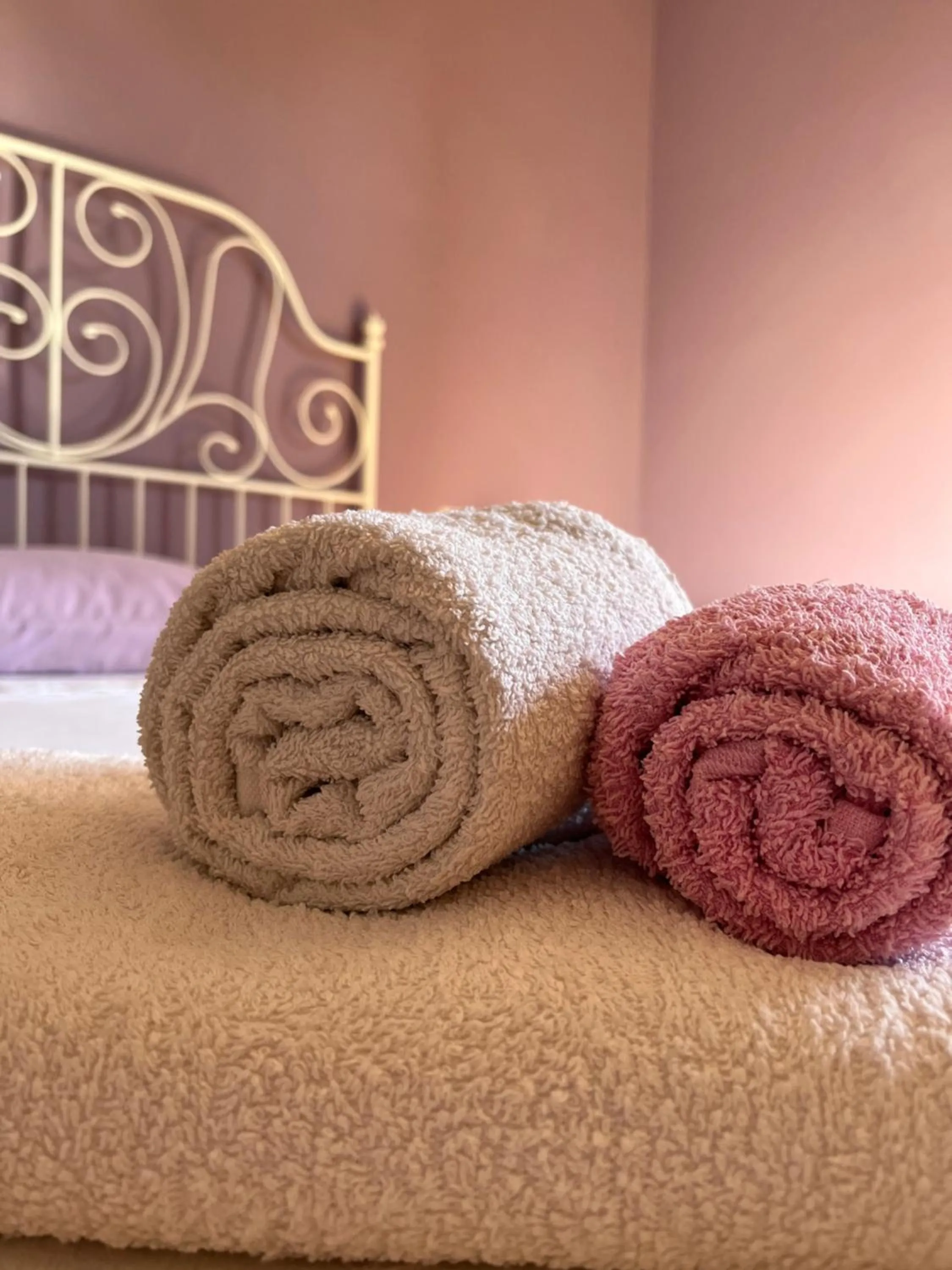 Bed in Le sorelle gemelle B&B