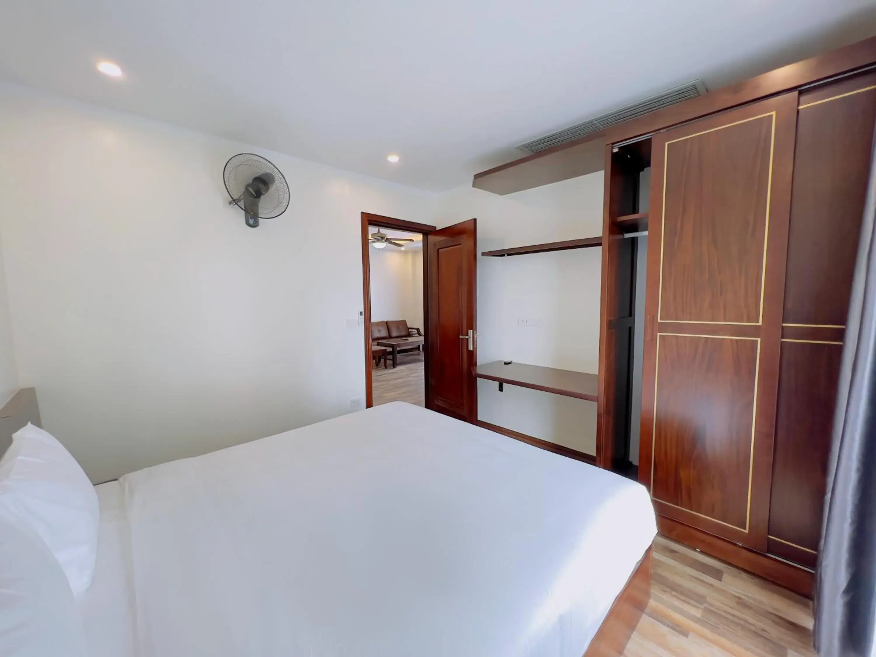 Deluxe One-Bedroom Apartment with City View in Hanoi Apartment Deluxe One-Bedroom Apartment with City View in Hanoi Apartment