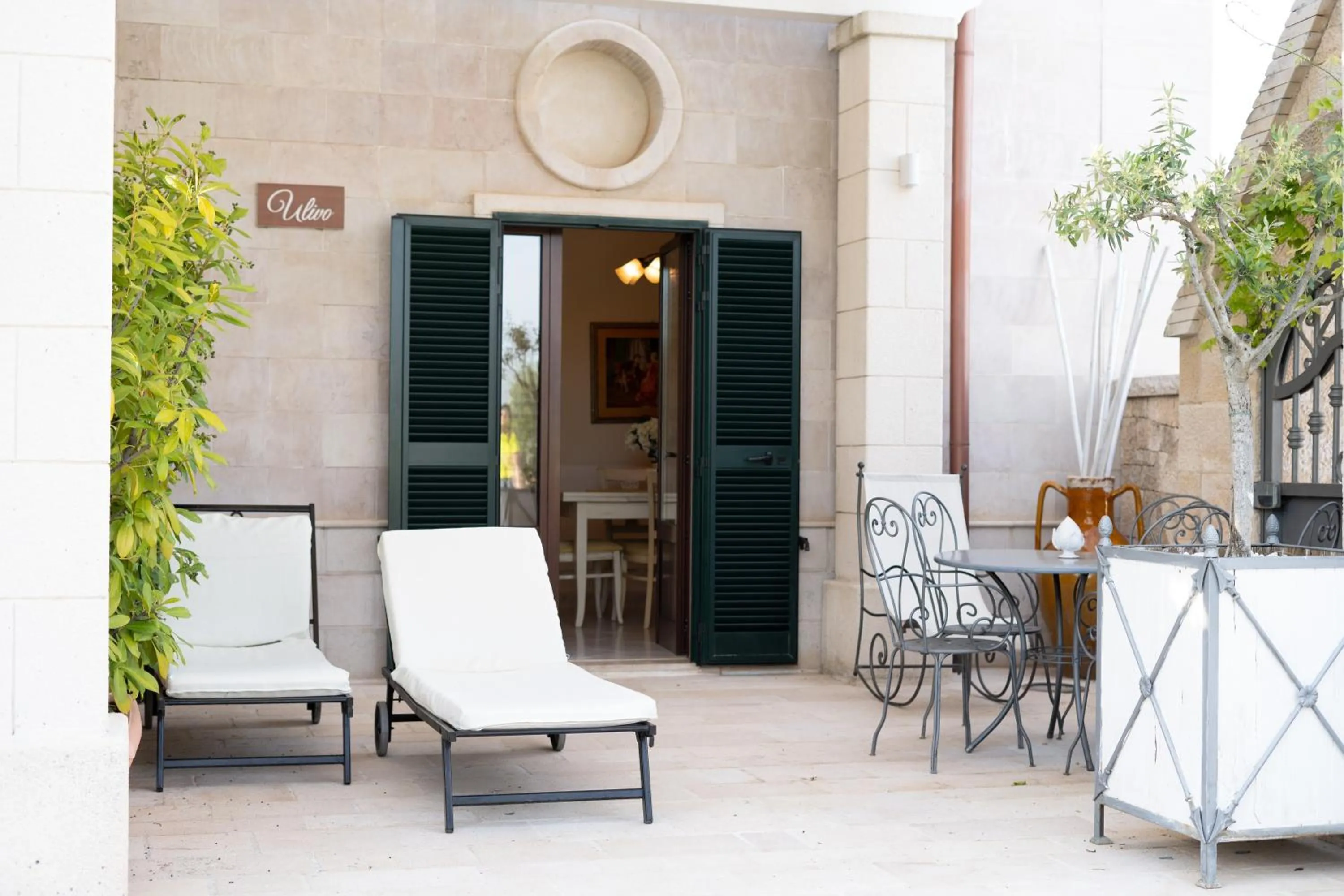 Day in Villa Caramia