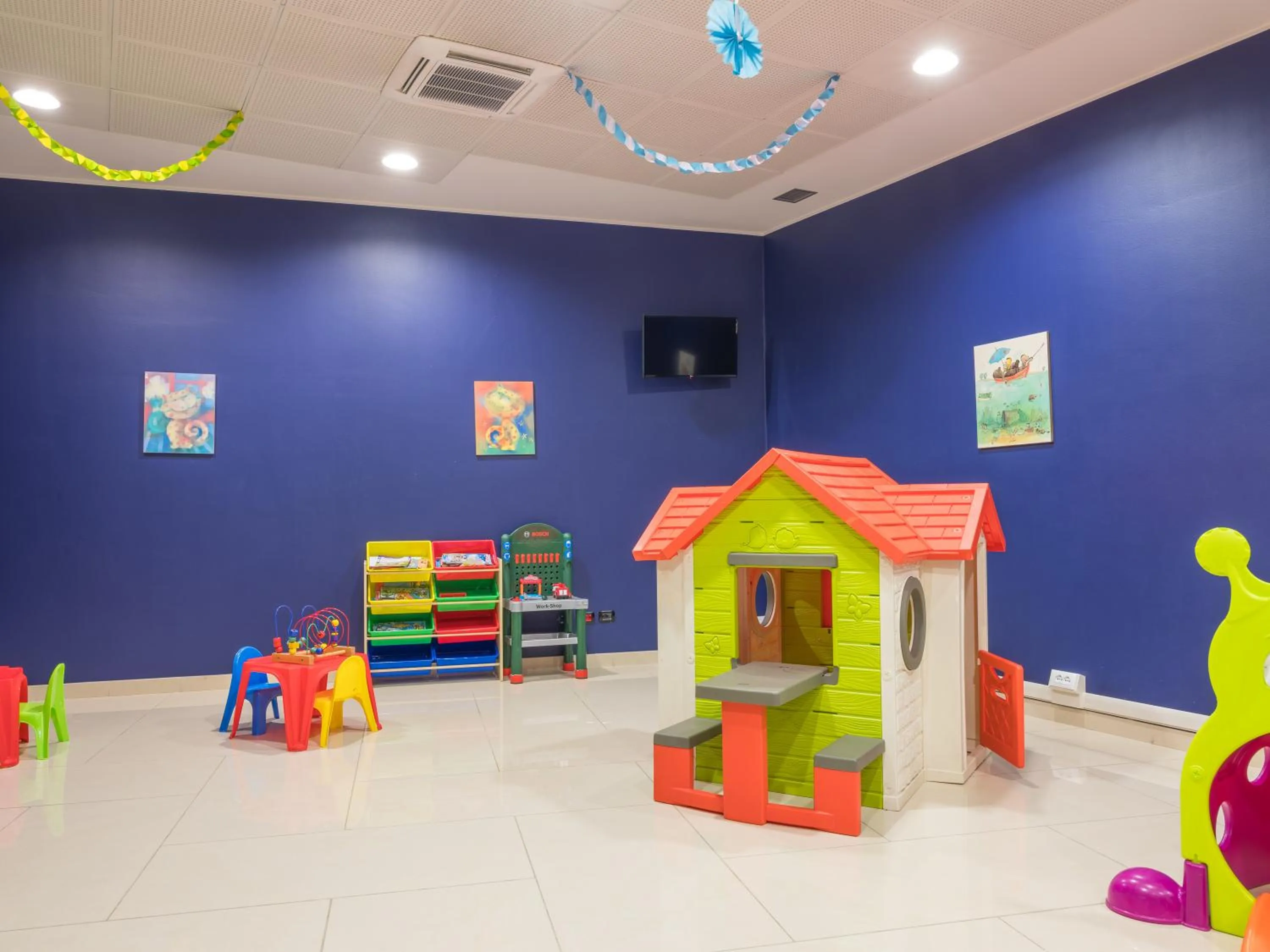 Children play ground in Parc Hotel