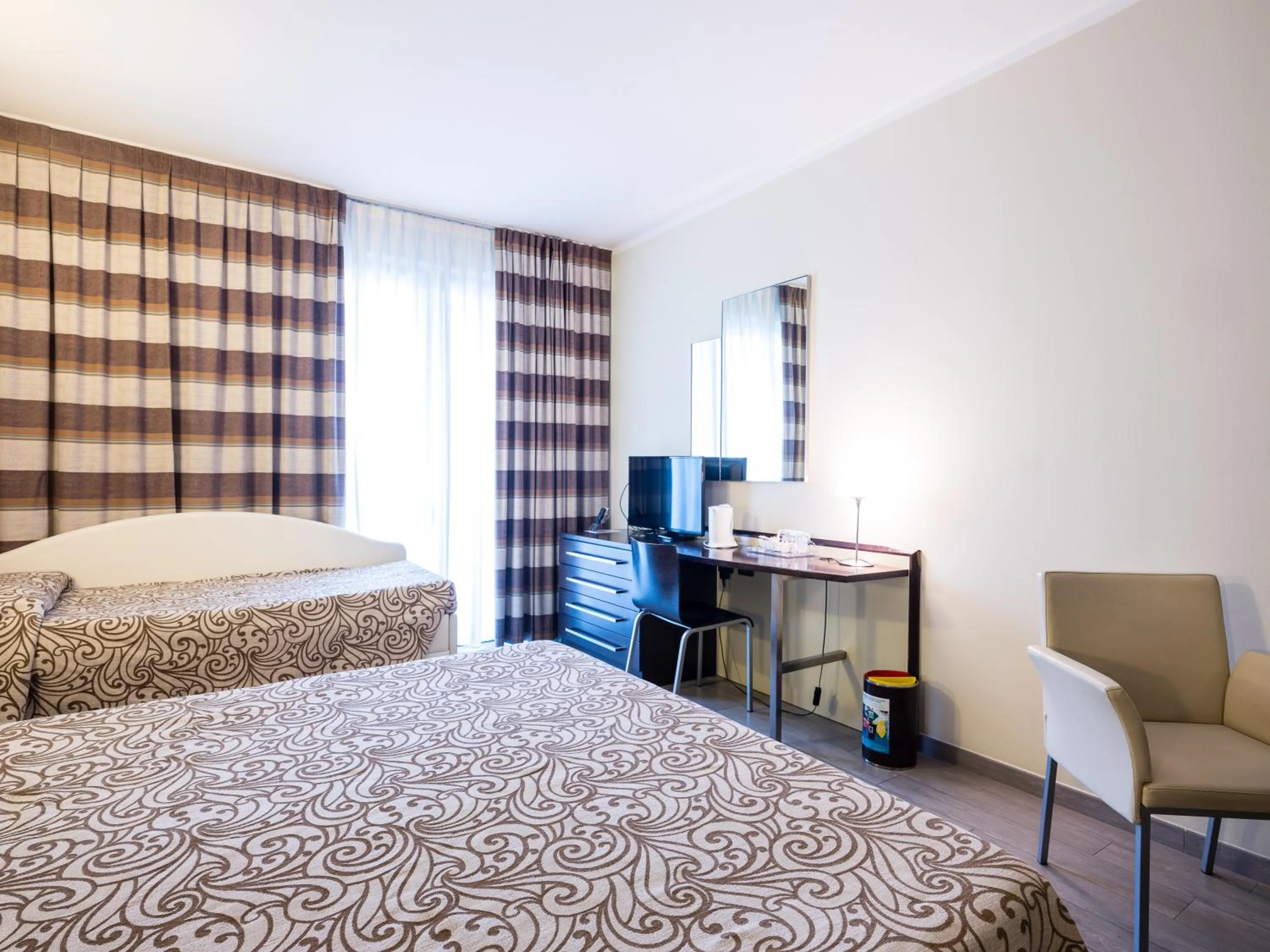 Bedroom, Bed in Parc Hotel