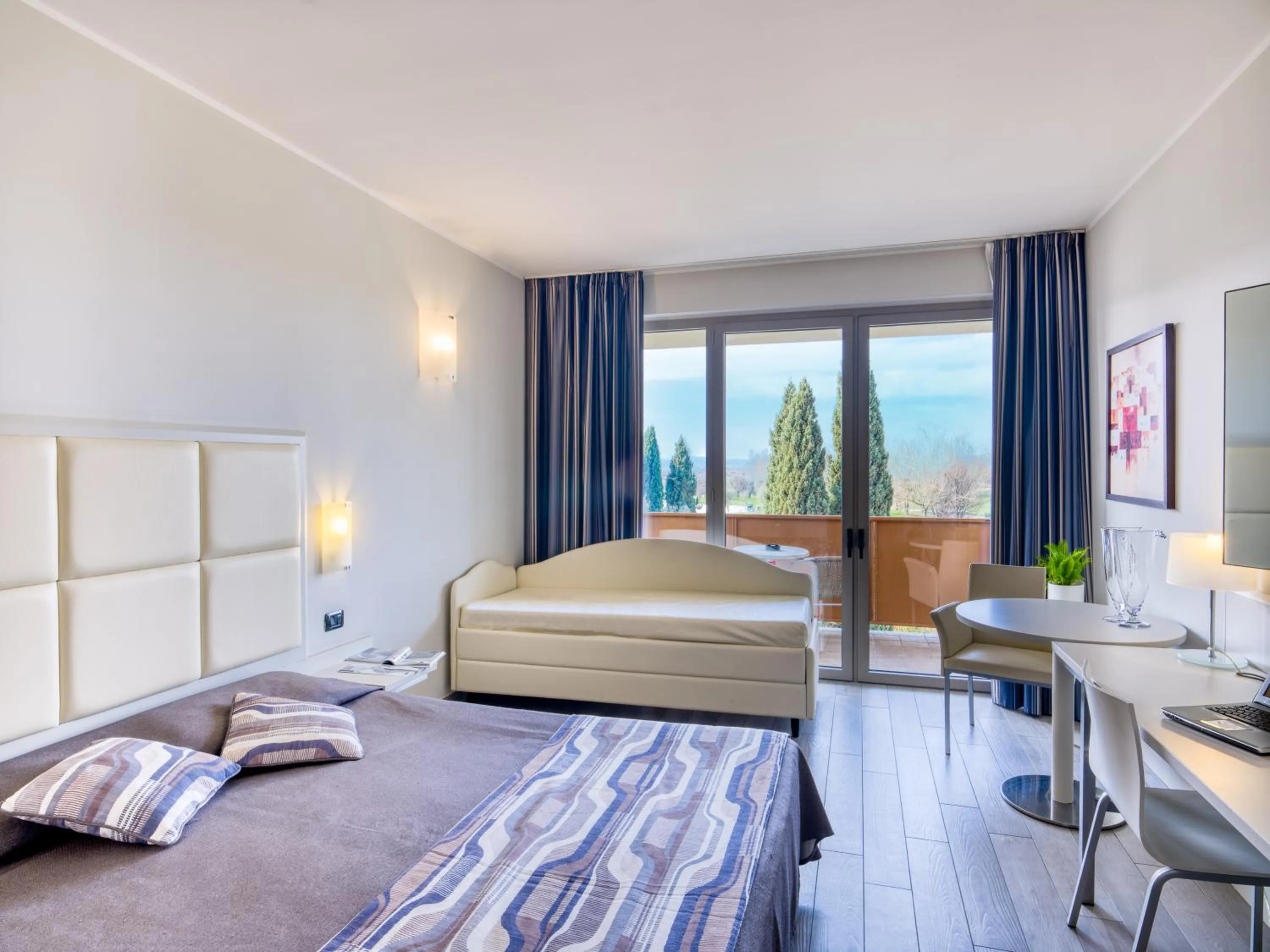 Bedroom, Bed in Parc Hotel