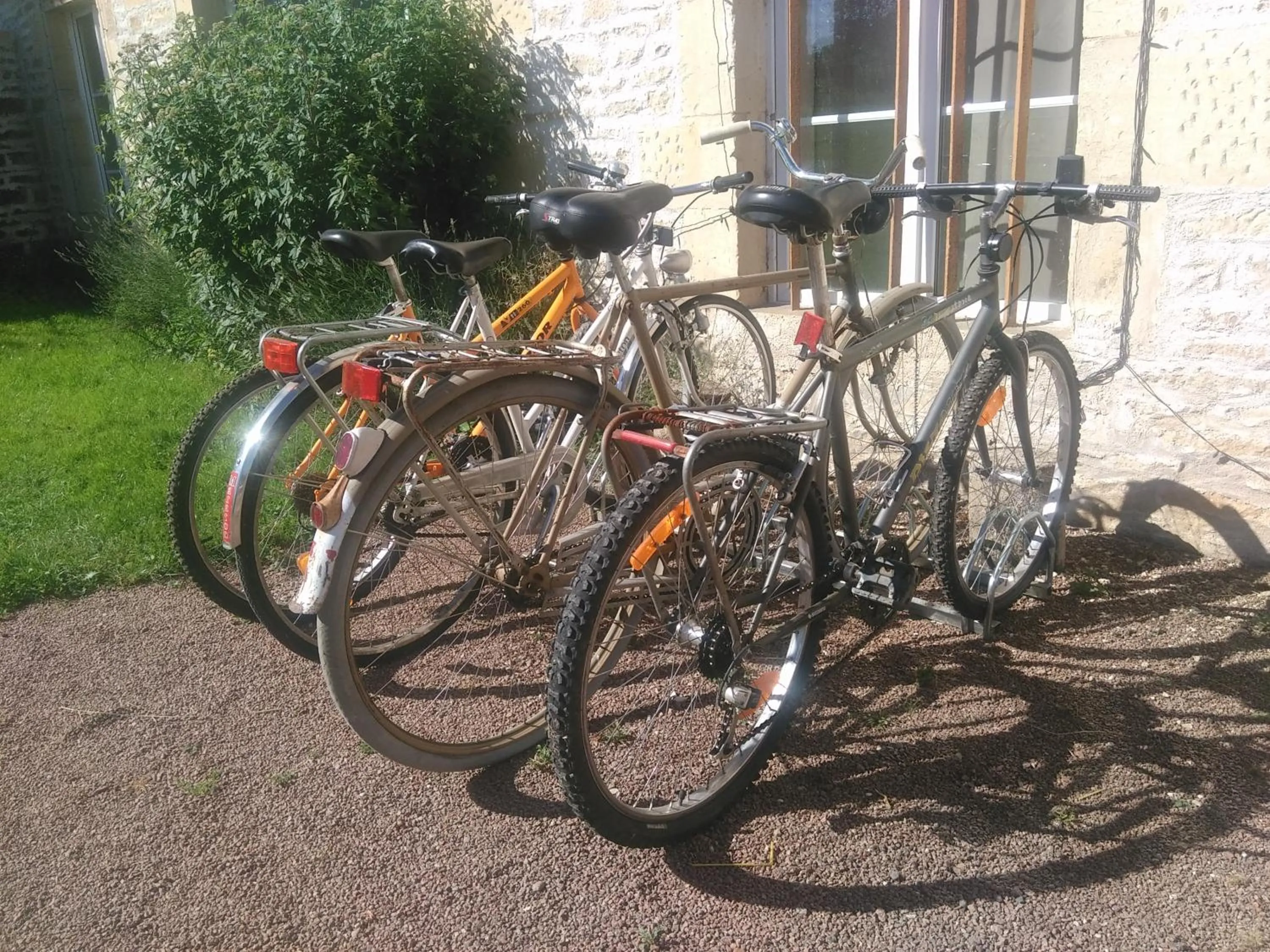 Cycling in Moulin de la Fleuristerie