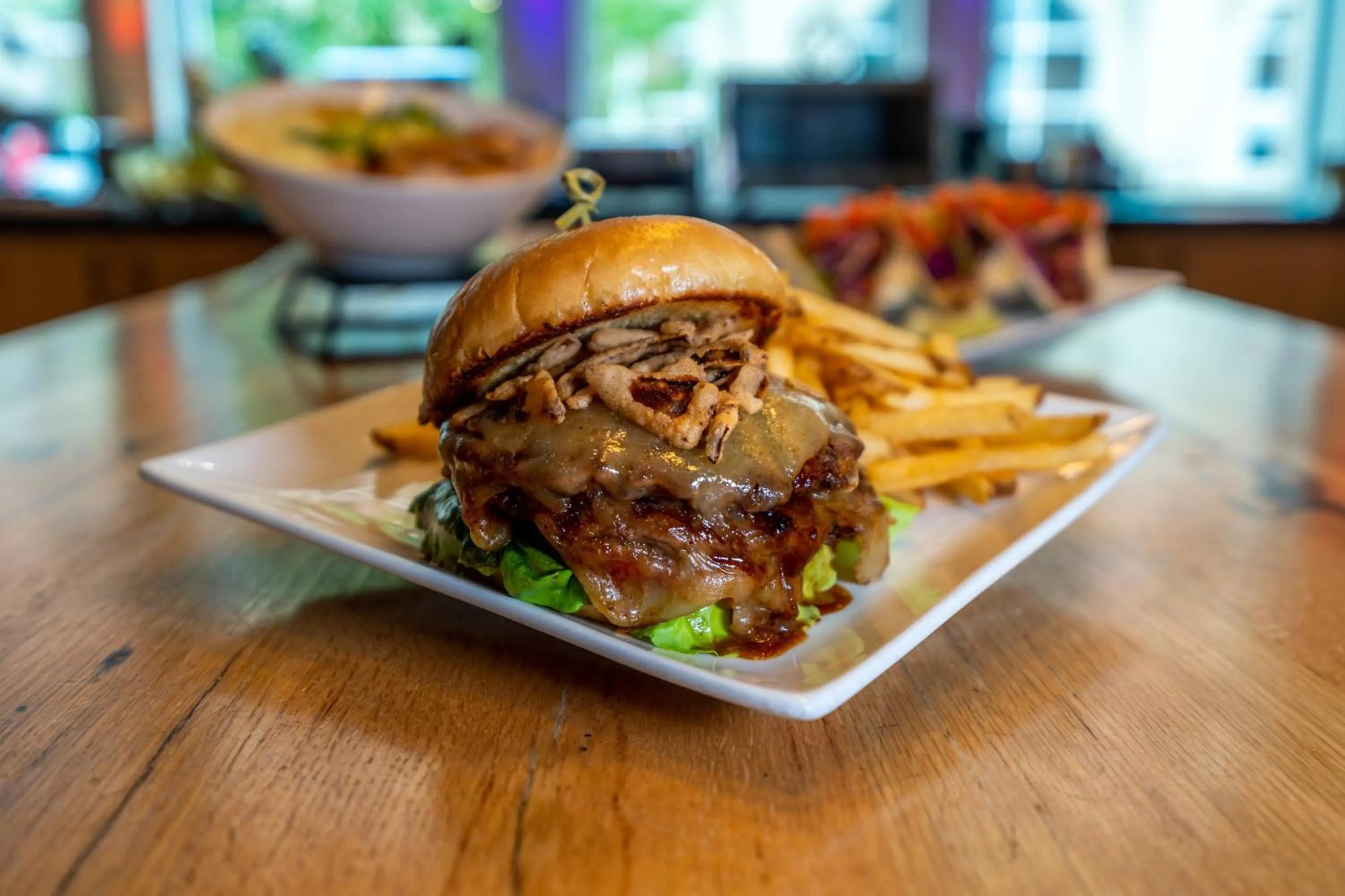 Restaurant/places to eat in Aloft Louisville Downtown