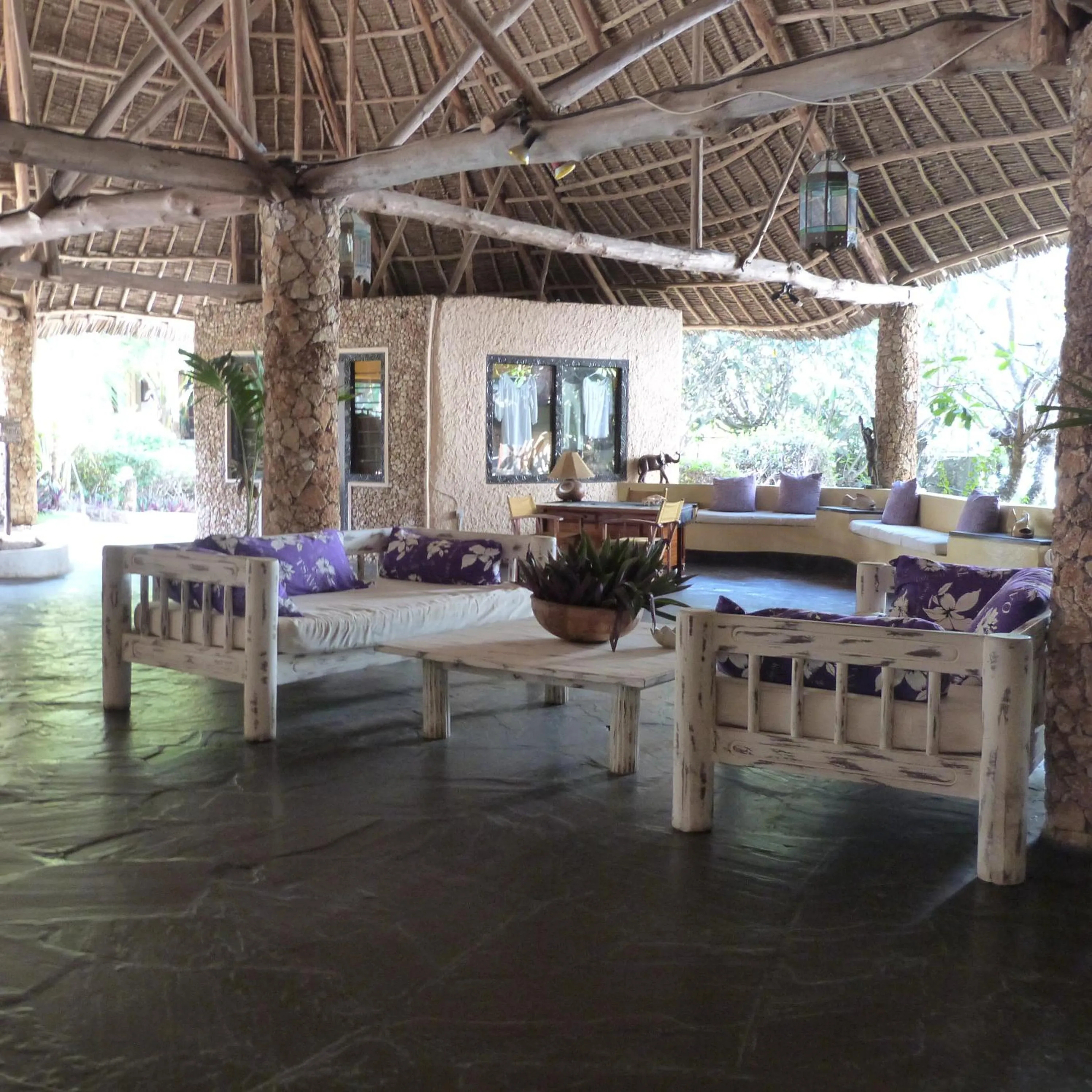 On-site shops in Aquarius Club