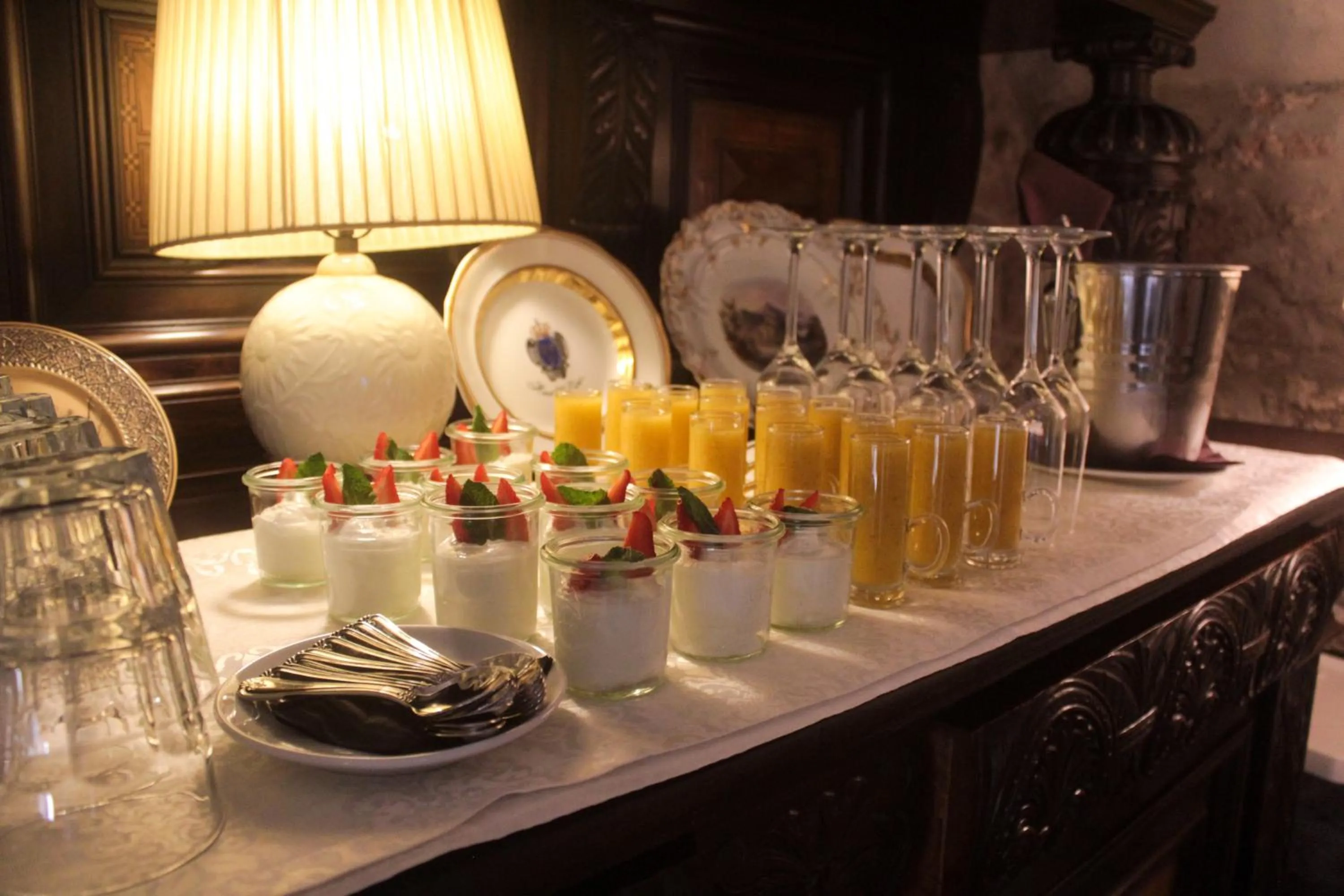 Zamek Karpniki Schloss Fischbach