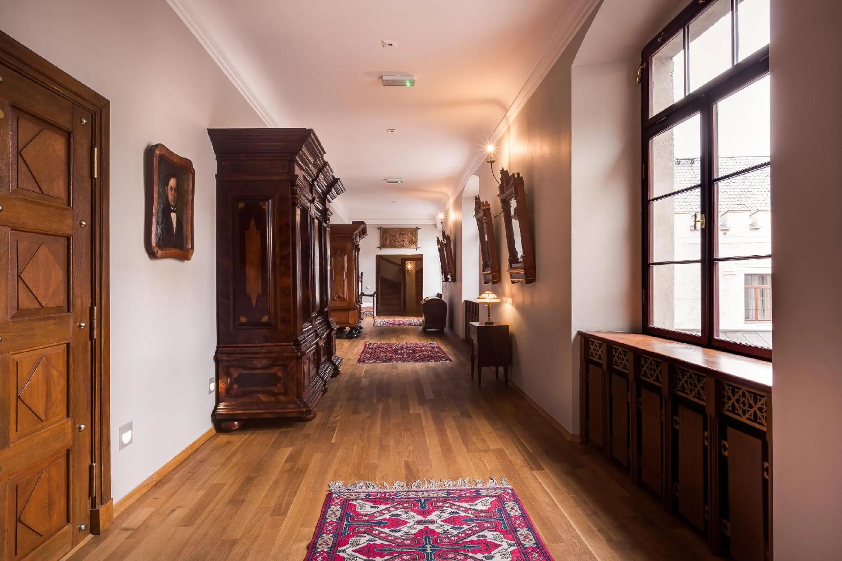 Decorative detail, Bed in Zamek Karpniki Schloss Fischbach