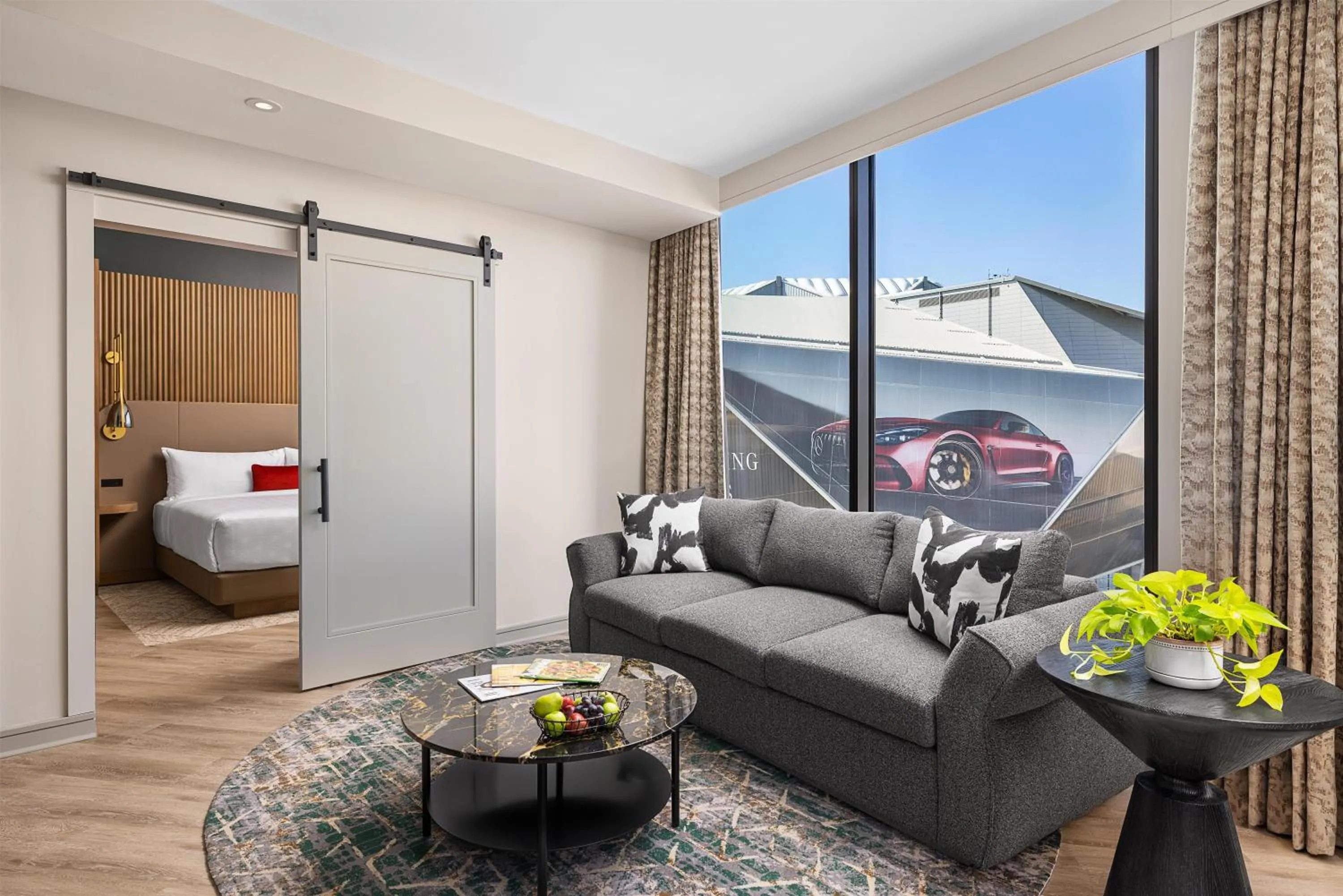 Photo of the whole room, Bed in Hotel Phoenix Atlanta