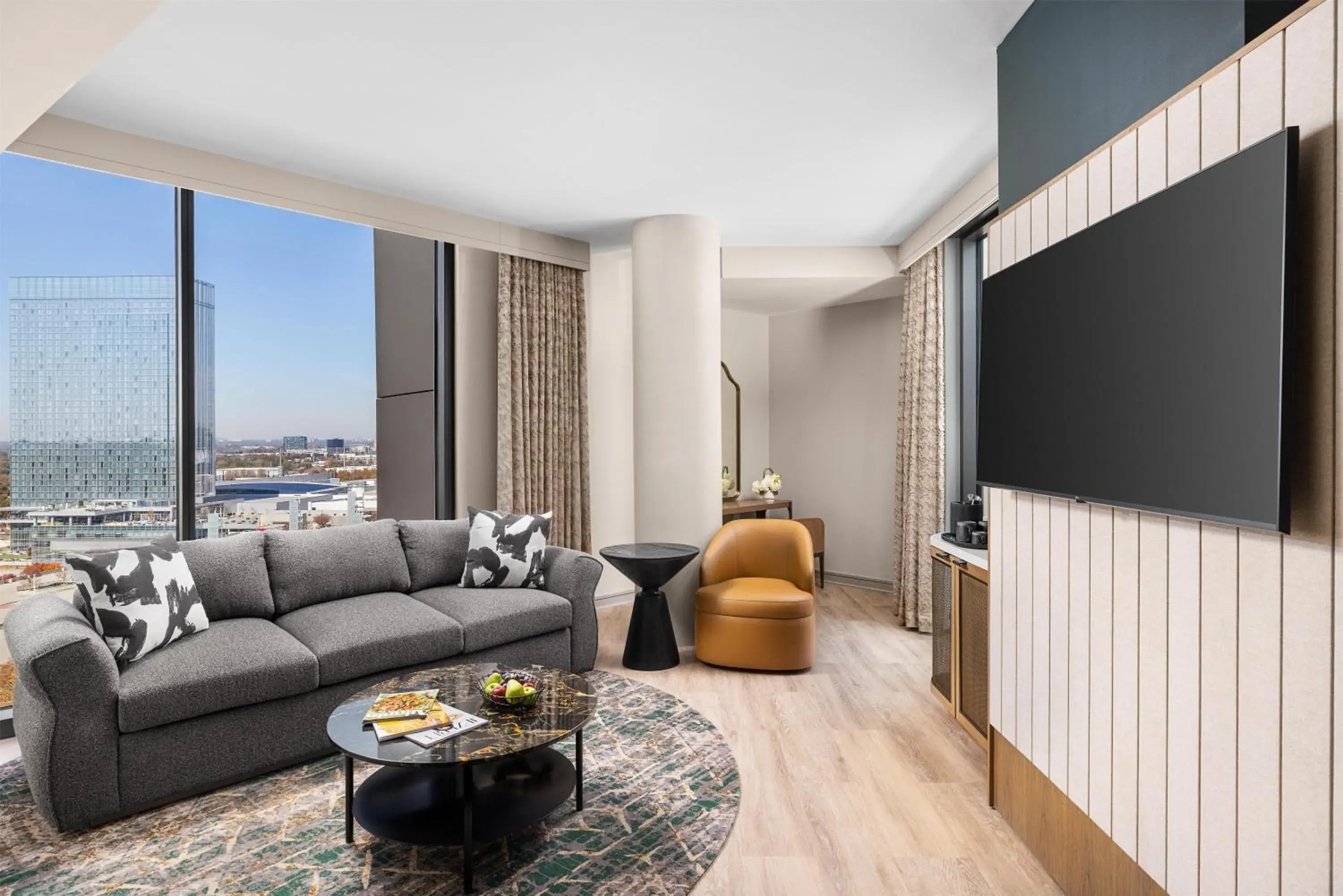 Deluxe One Bedroom Suite in Hotel Phoenix Atlanta Deluxe One Bedroom Suite in Hotel Phoenix Atlanta