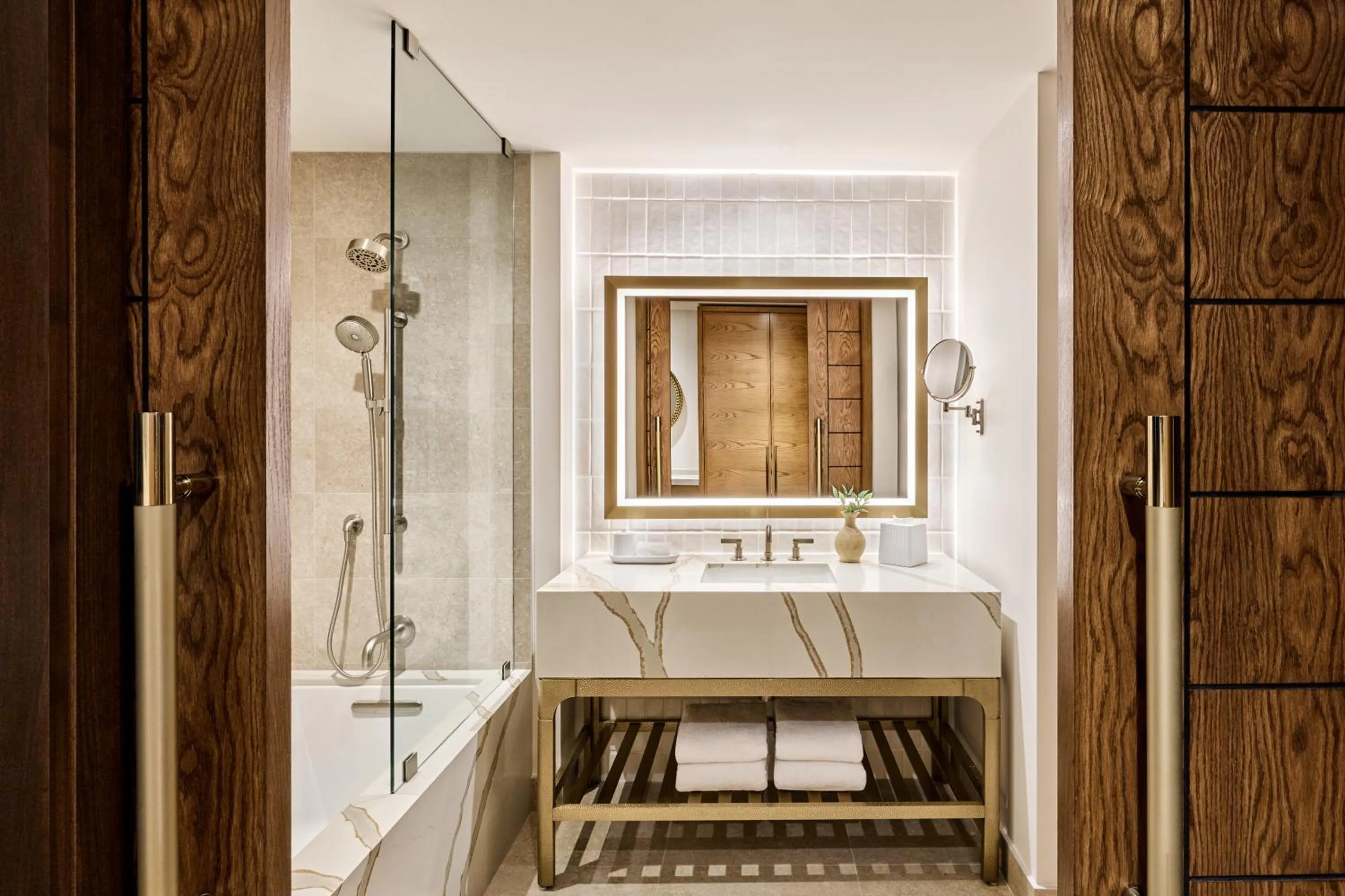 Bathroom in Omni Fort Lauderdale Hotel