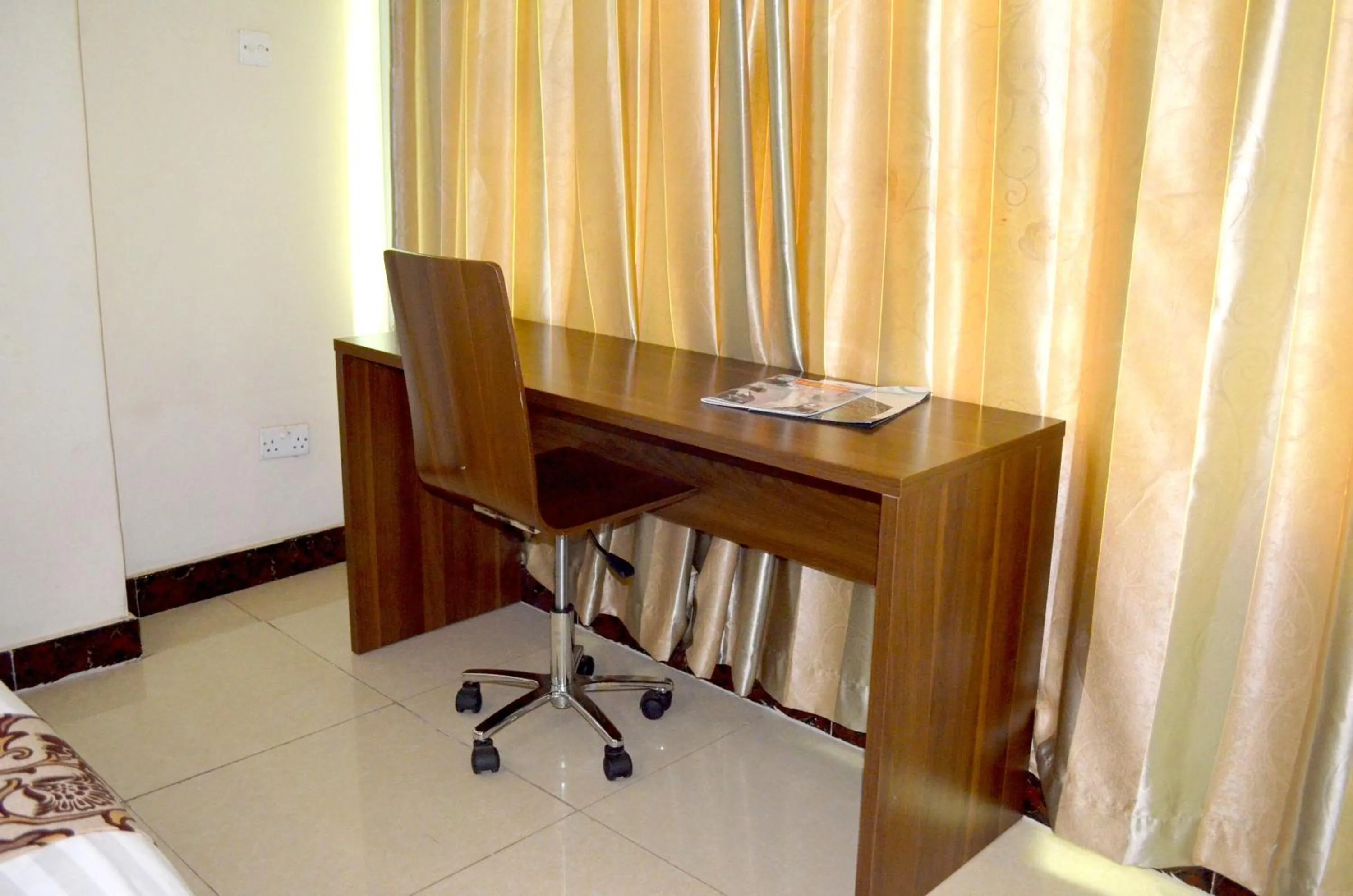 Seating area in Mt. Zion Hotel