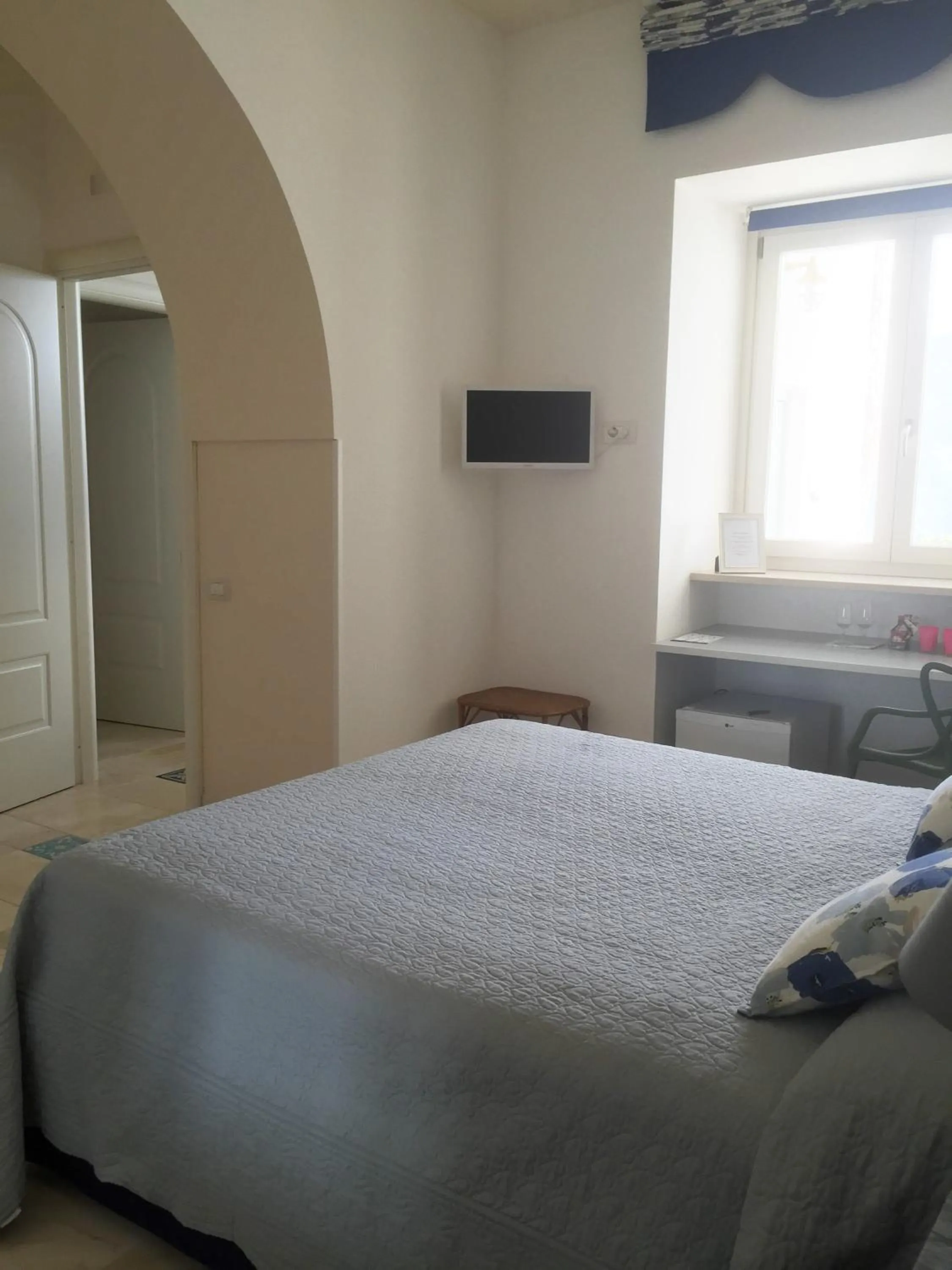 Photo of the whole room, Bed in La Casa di Vania