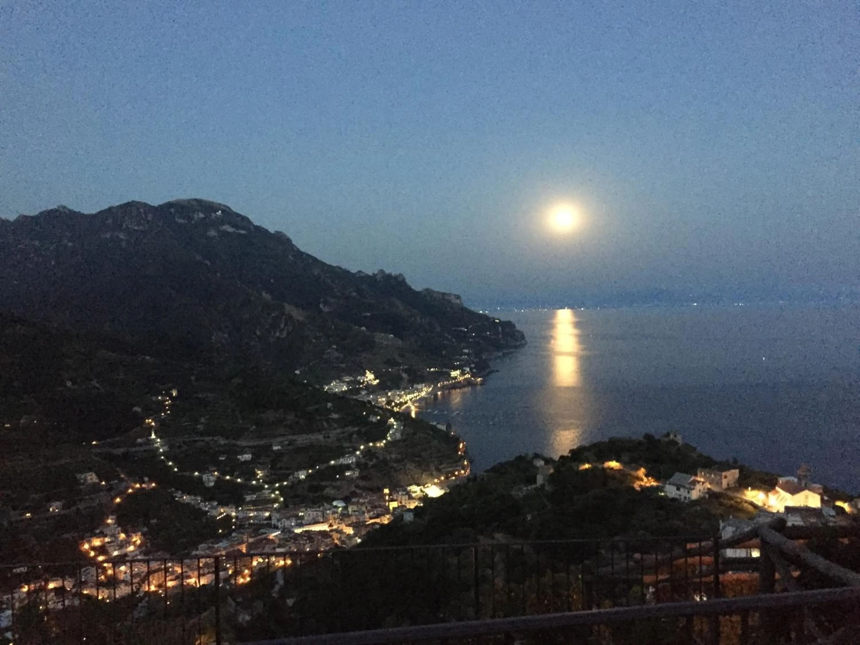 Night in La Casa di Vania