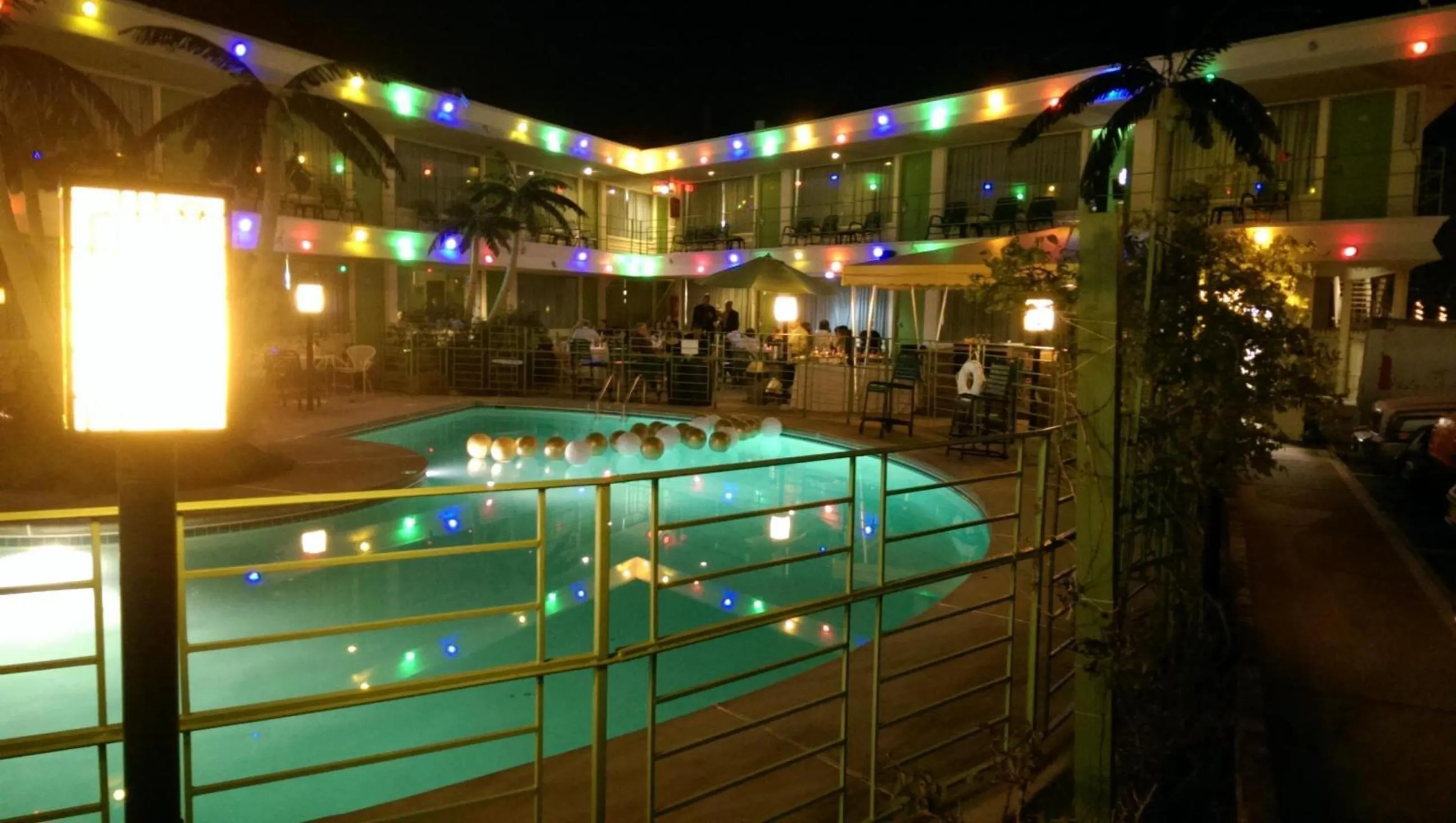 Swimming pool in Caribbean Motel