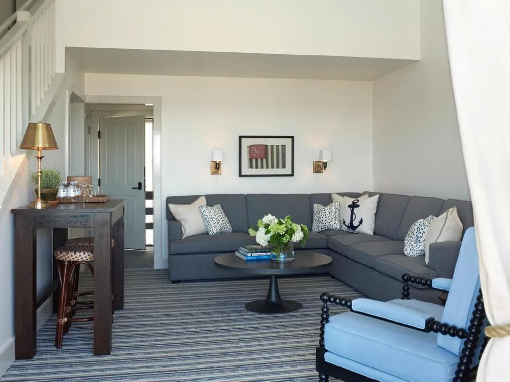 Loft Suite in Baron's Cove