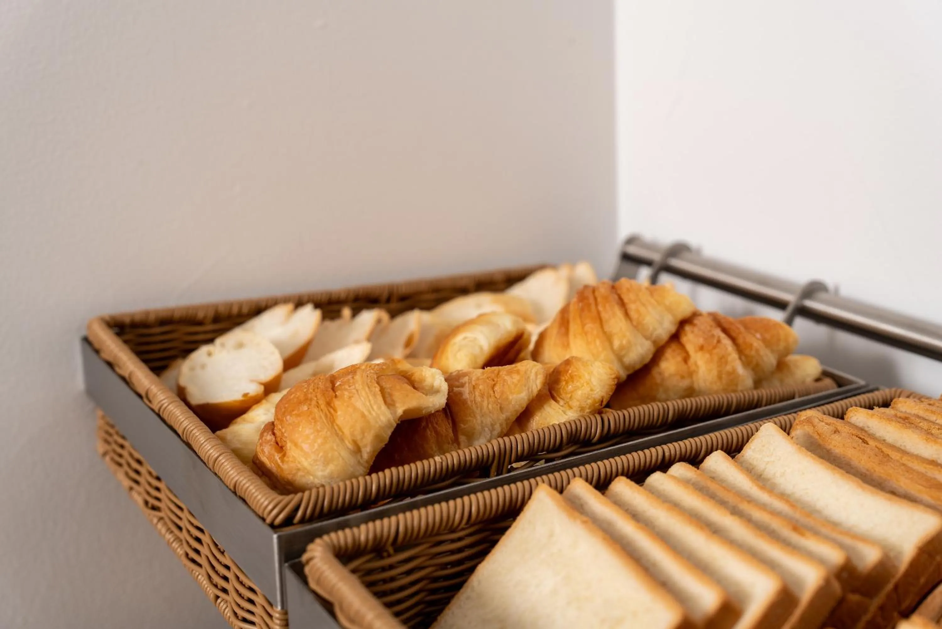 Food and drinks in 22Land Cloud Hotel