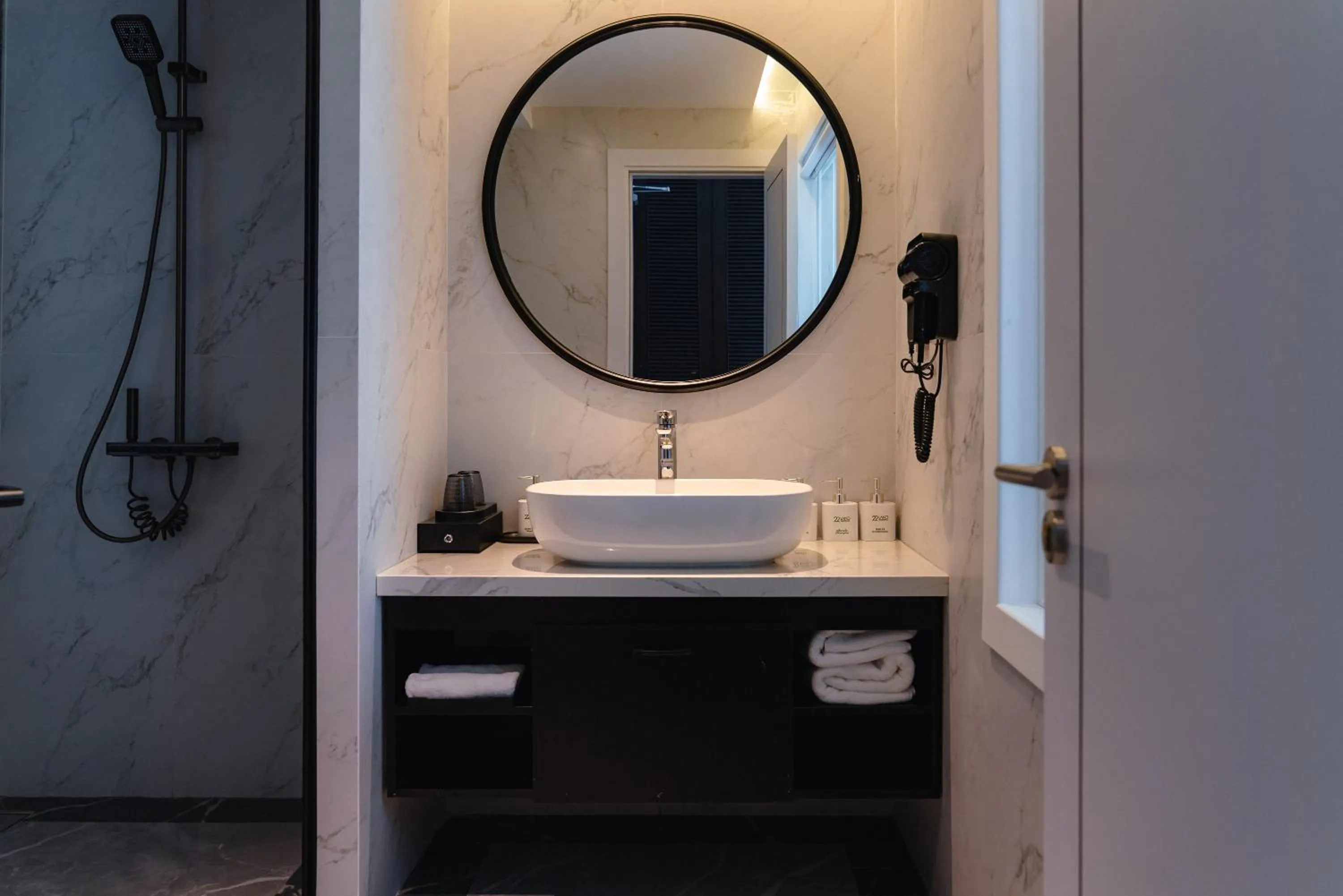 Bathroom in 22Land Cloud Hotel