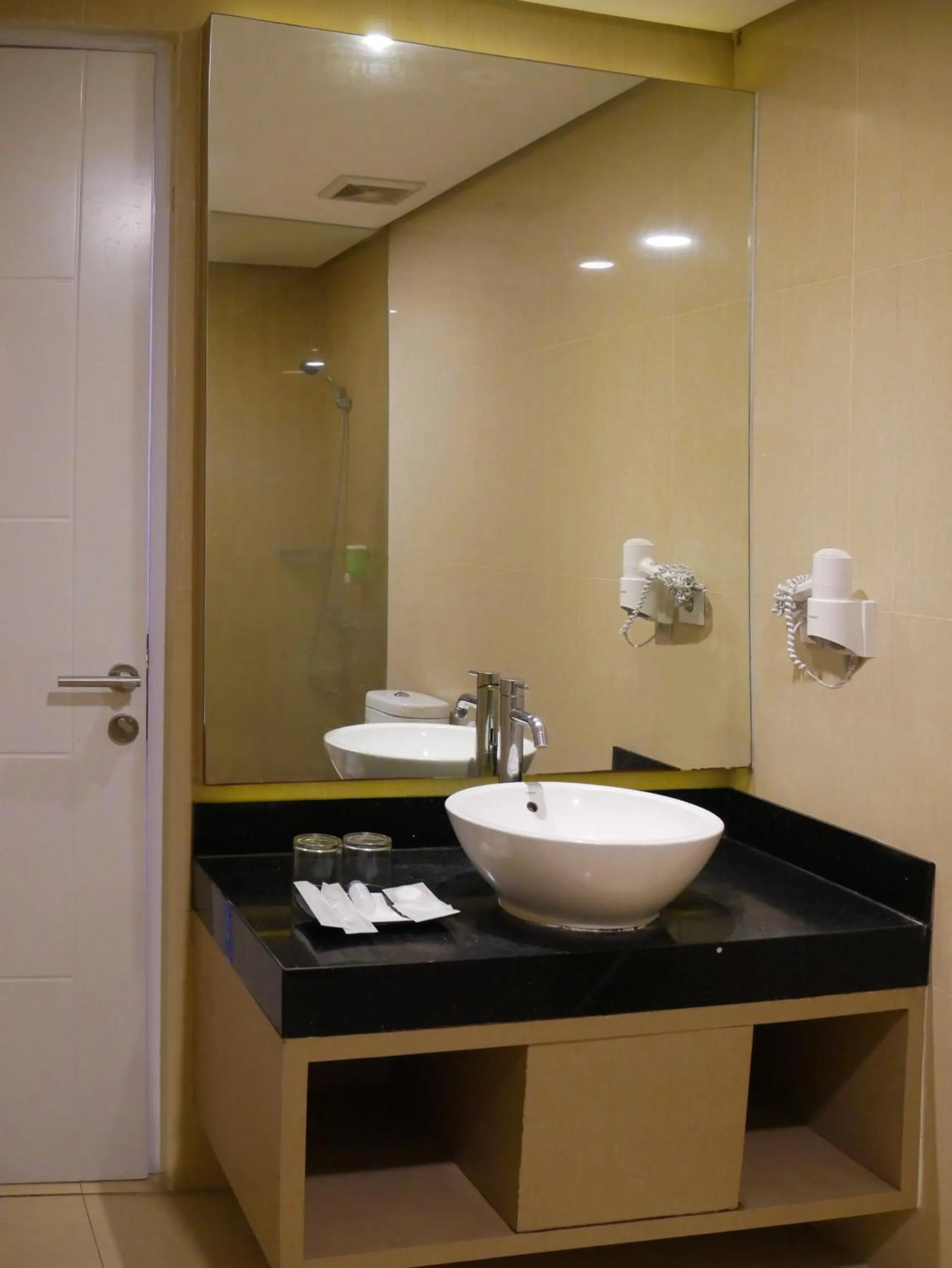 Bathroom in Hotel Nirwana Pekalongan