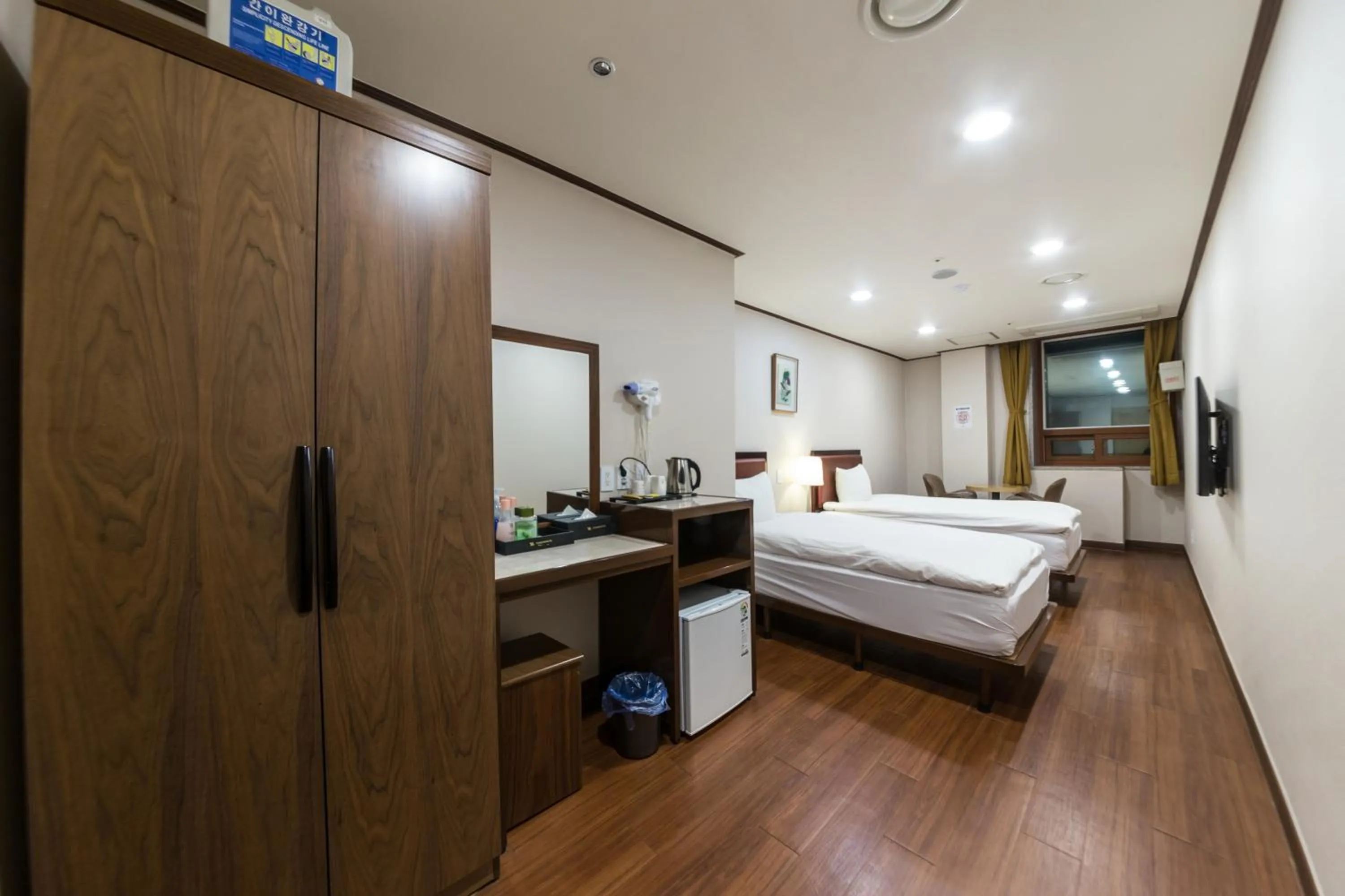 Bed in Youngbin Hotel