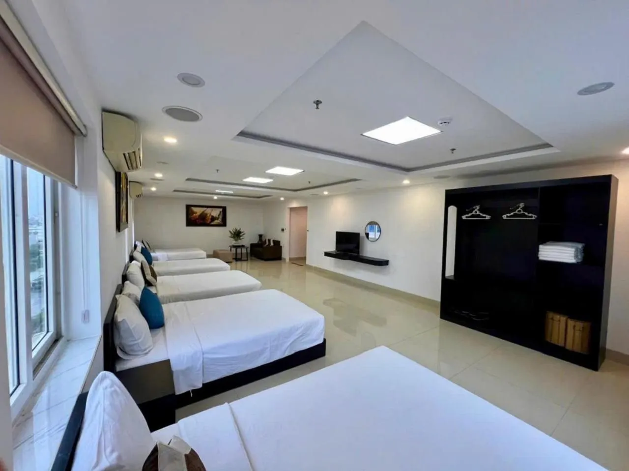 TV and multimedia in ELC Beach Hotel