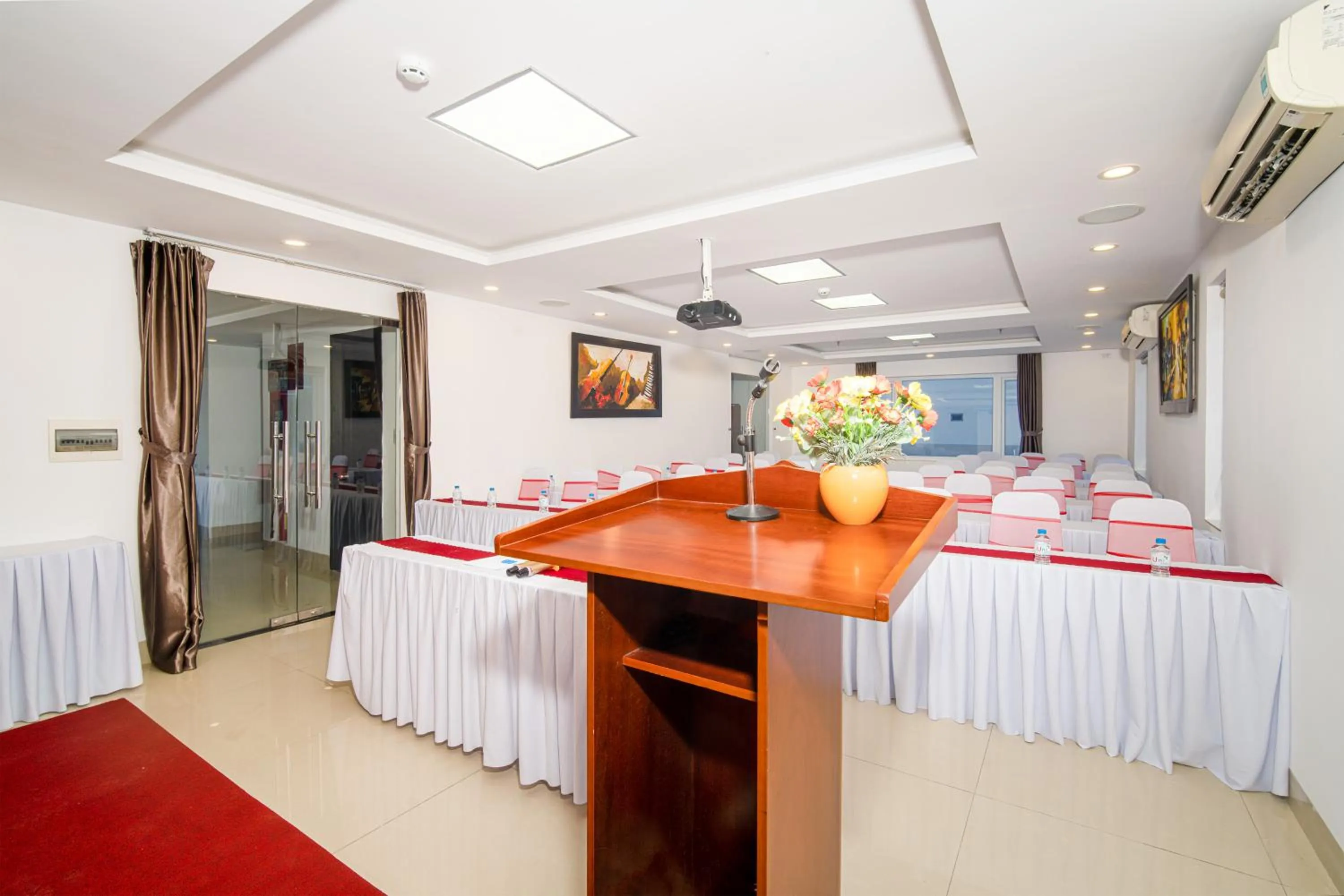 Meeting/conference room in ELC Beach Hotel