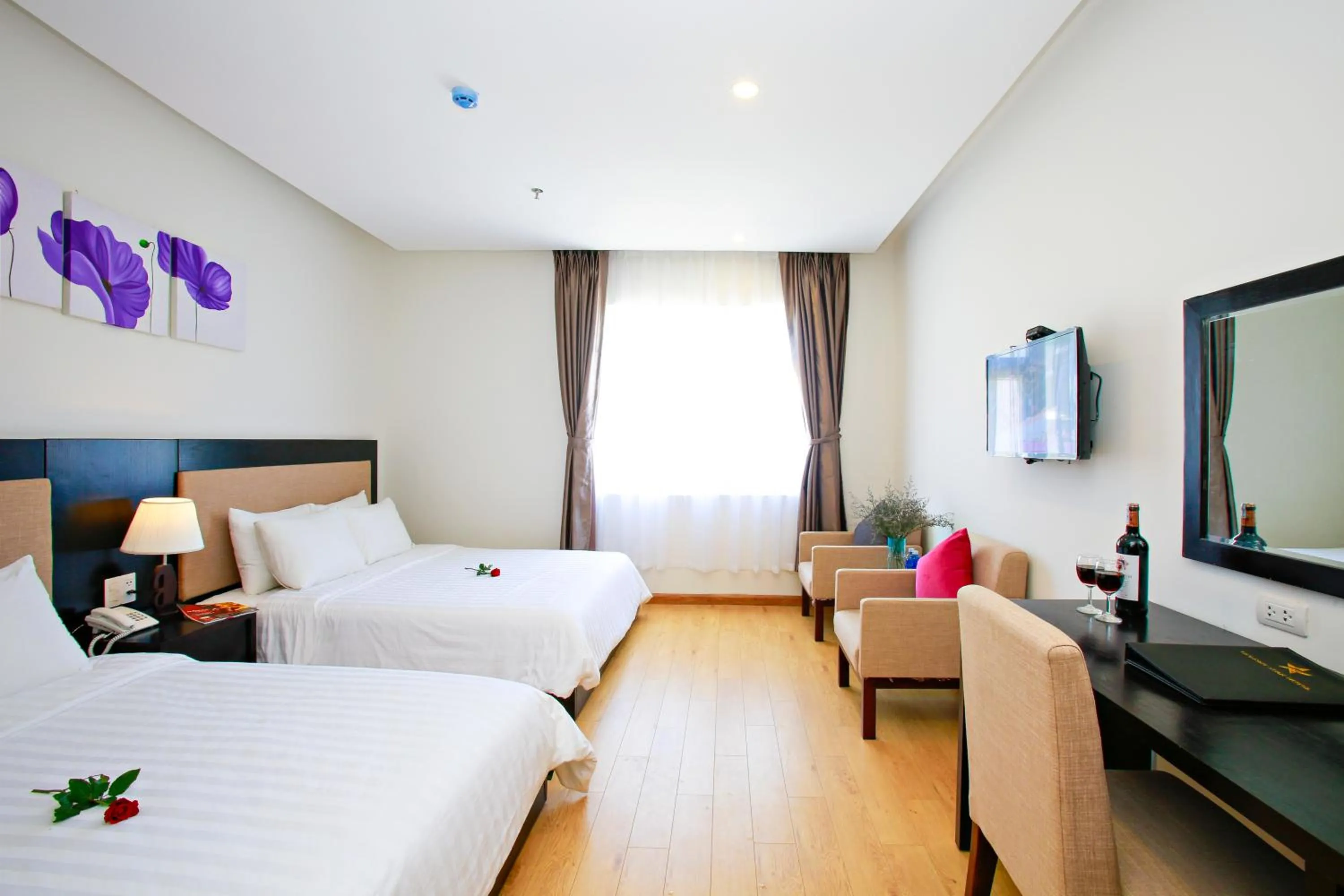 Photo of the whole room in ELC Beach Hotel