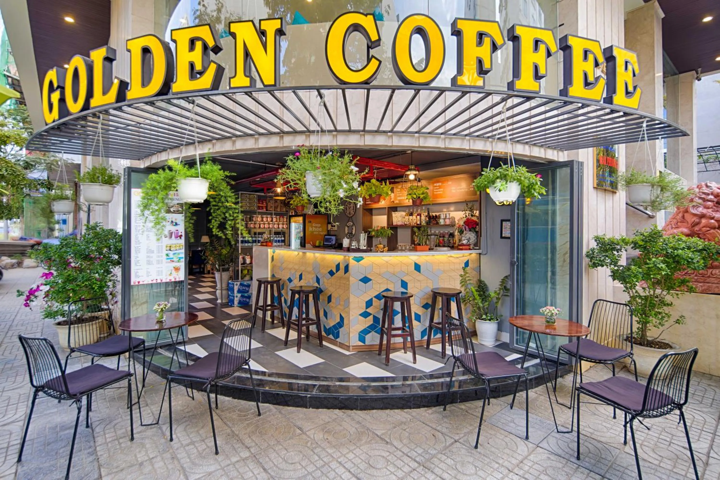 Patio in ELC Beach Hotel