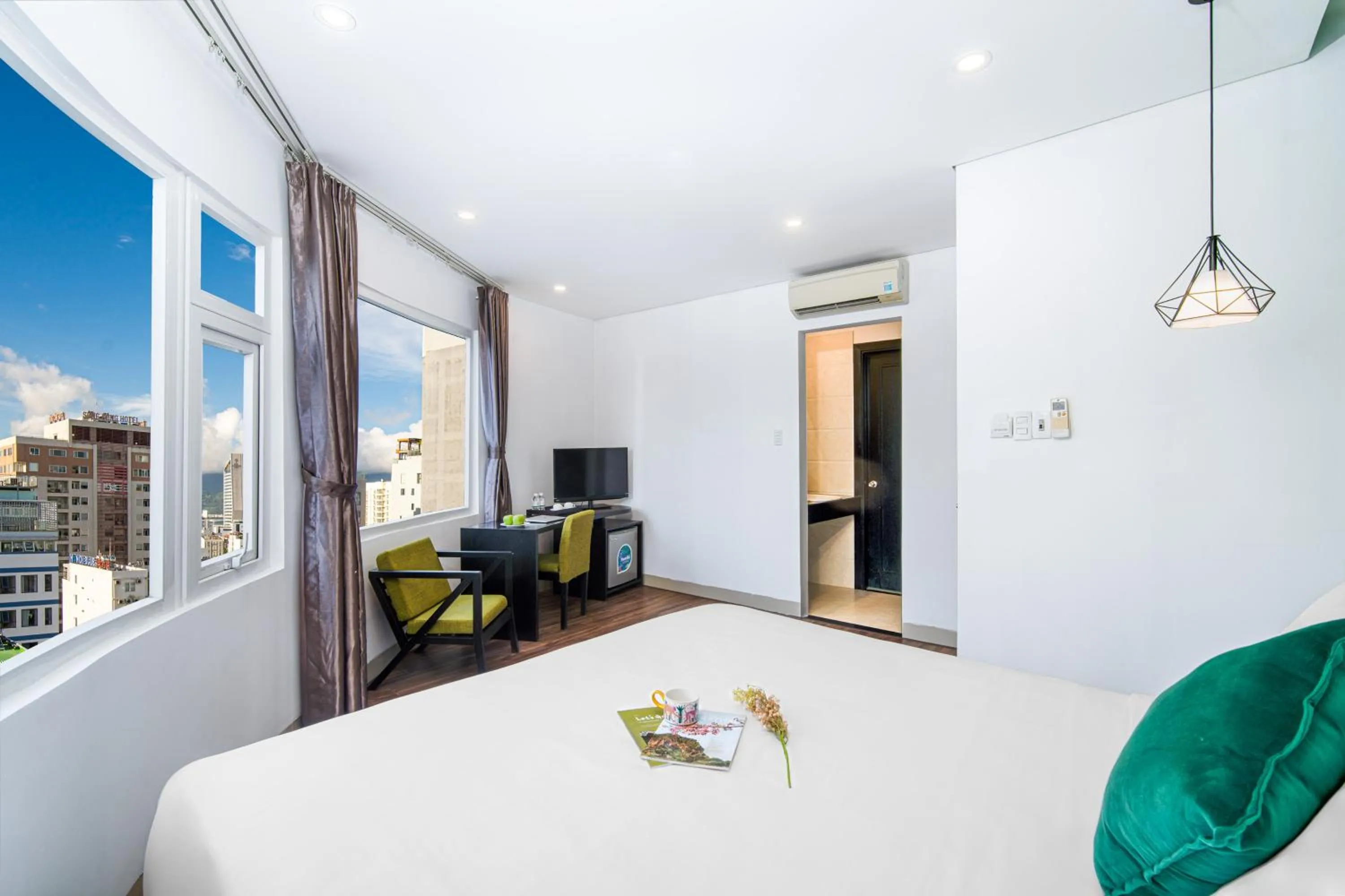 Communal lounge/ TV room in ELC Beach Hotel